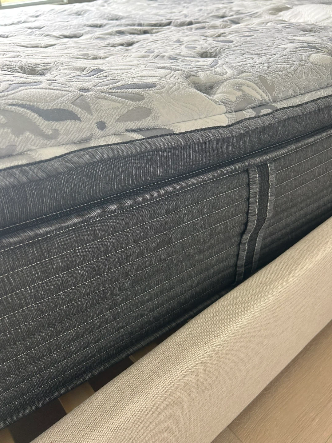 King bed frame with mattress - Oat color - photo 3