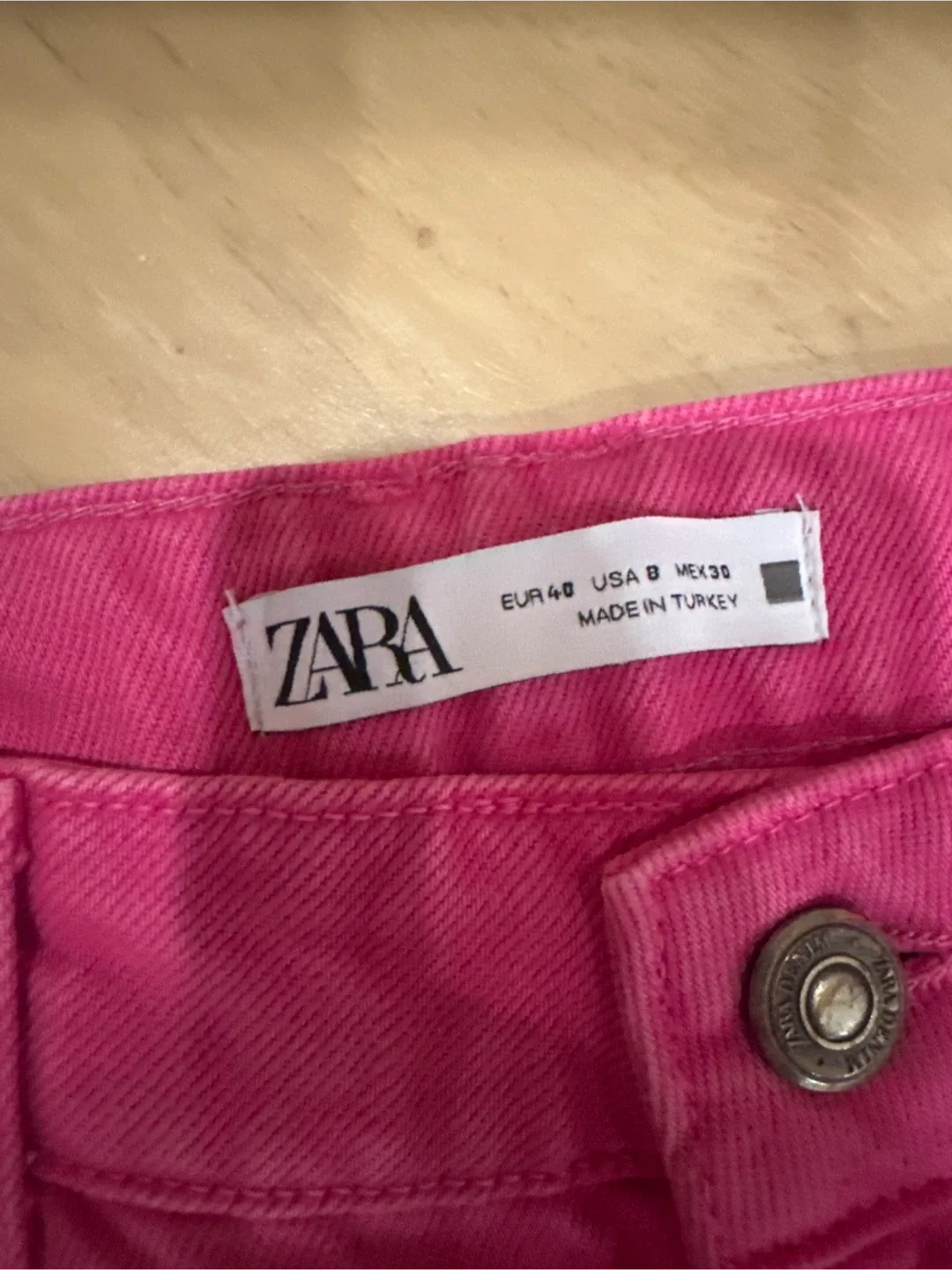 Zara Pink Wide Leg Jeans - Size 8 image indicator(2)