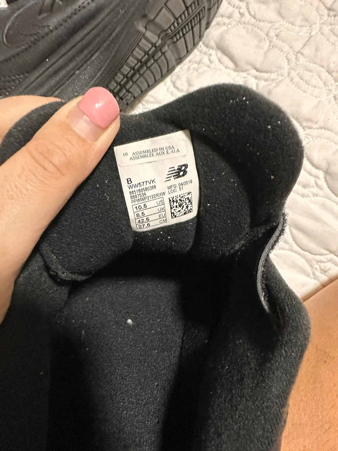 New Balance WW577 Walking Shoes - Black, Size 10.5 image indicator(4)