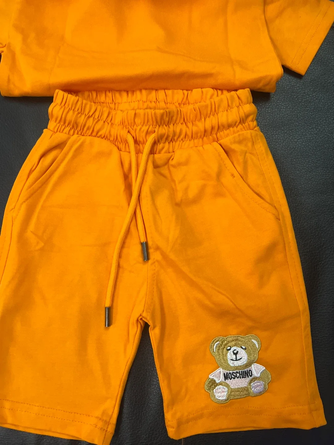 Moschino Kids Orange T-Shirt & Shorts Set - Size 110 image indicator(2)