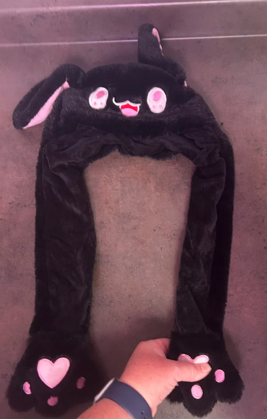 Black Bunny Hat with Moving Ears image indicator(3)