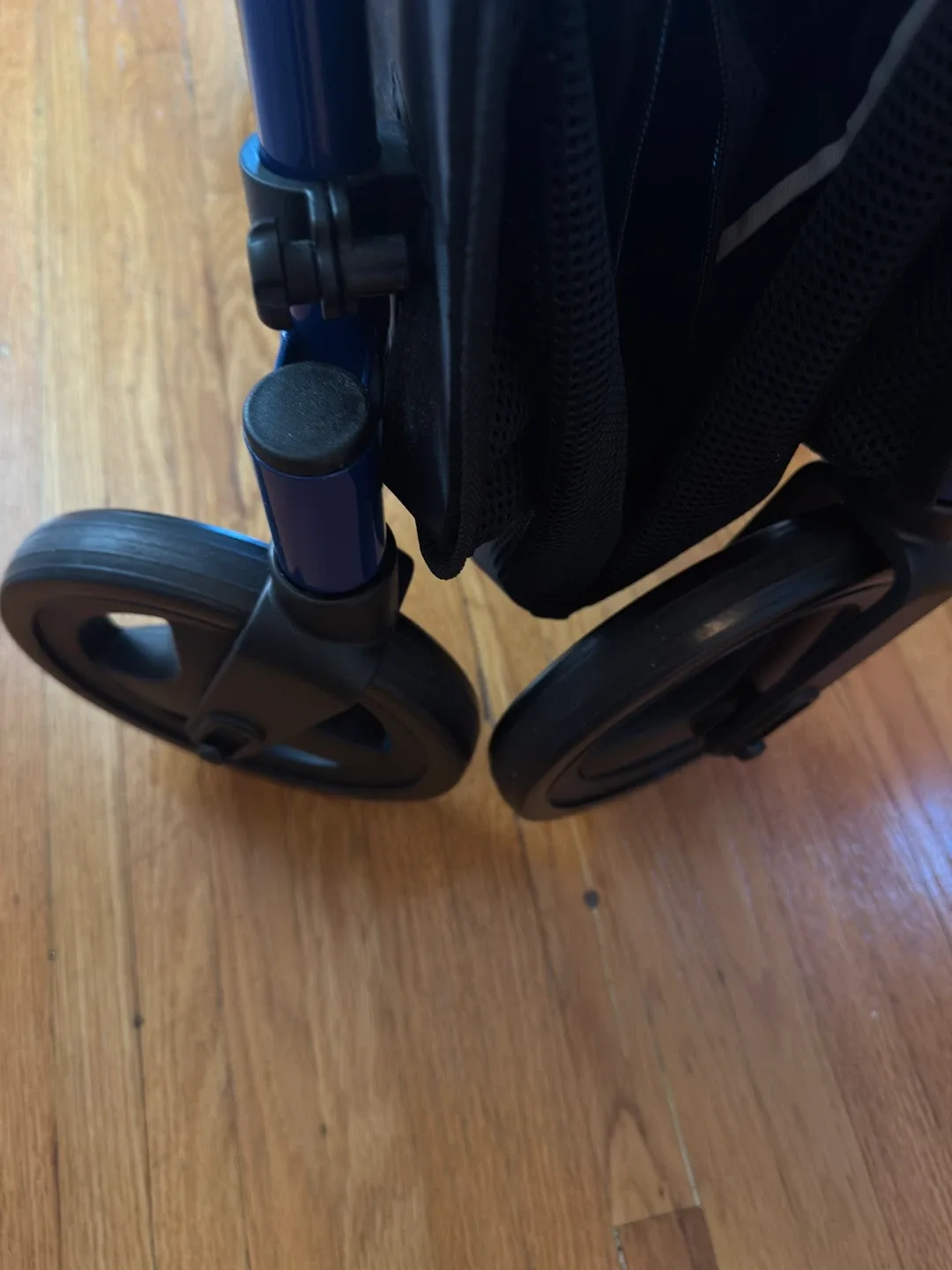 Nexus 3 Low Blue Walker Rollator image indicator(7)