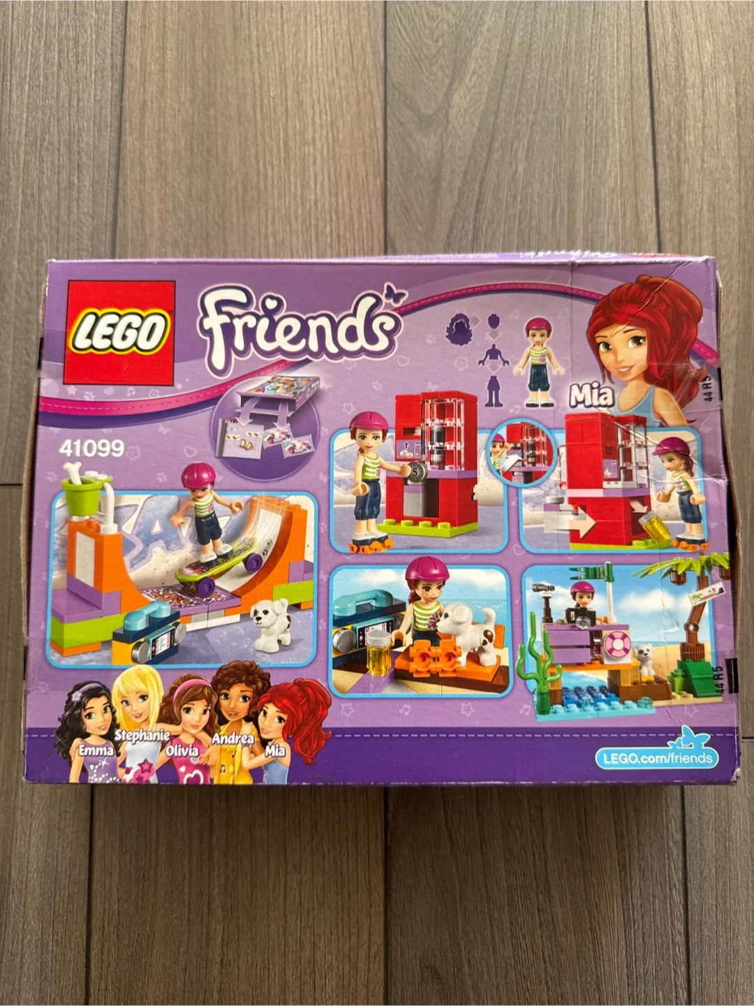 LEGO Friends Heartlake Skate Park 41099 image indicator(2)