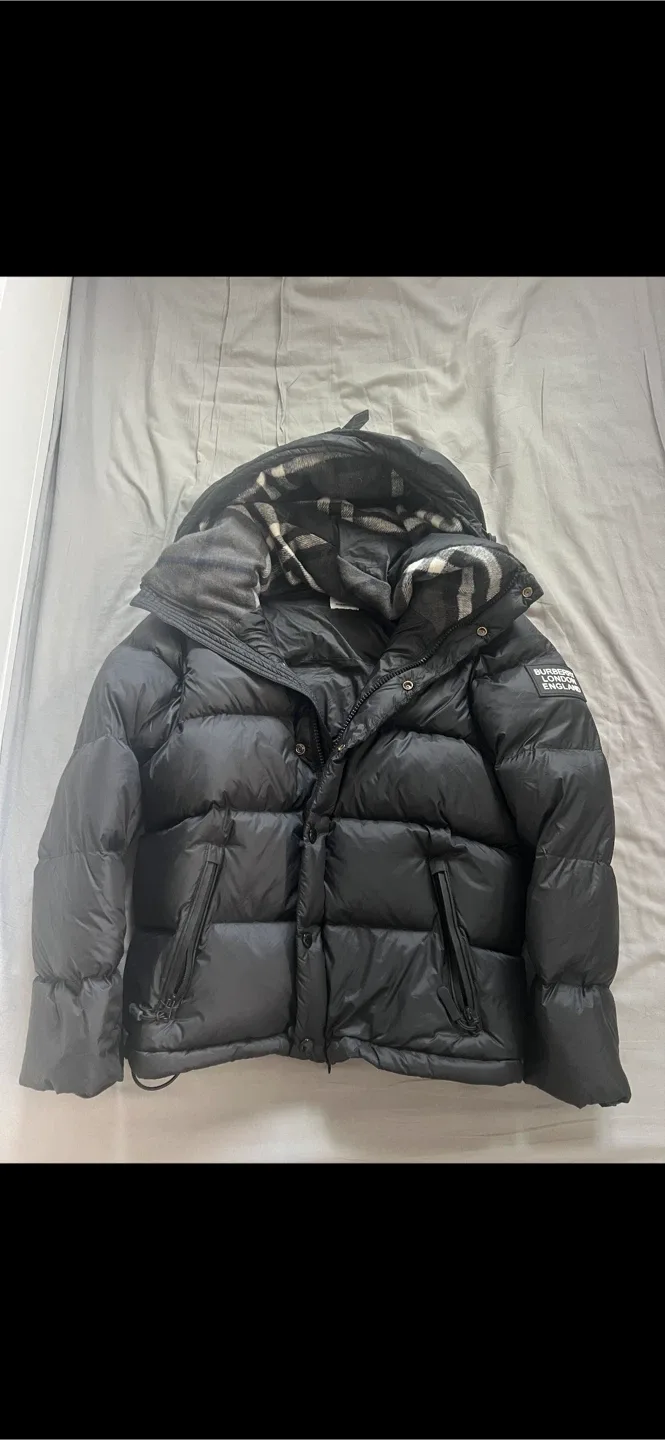 Burberry Black Puffer Vest - Size M