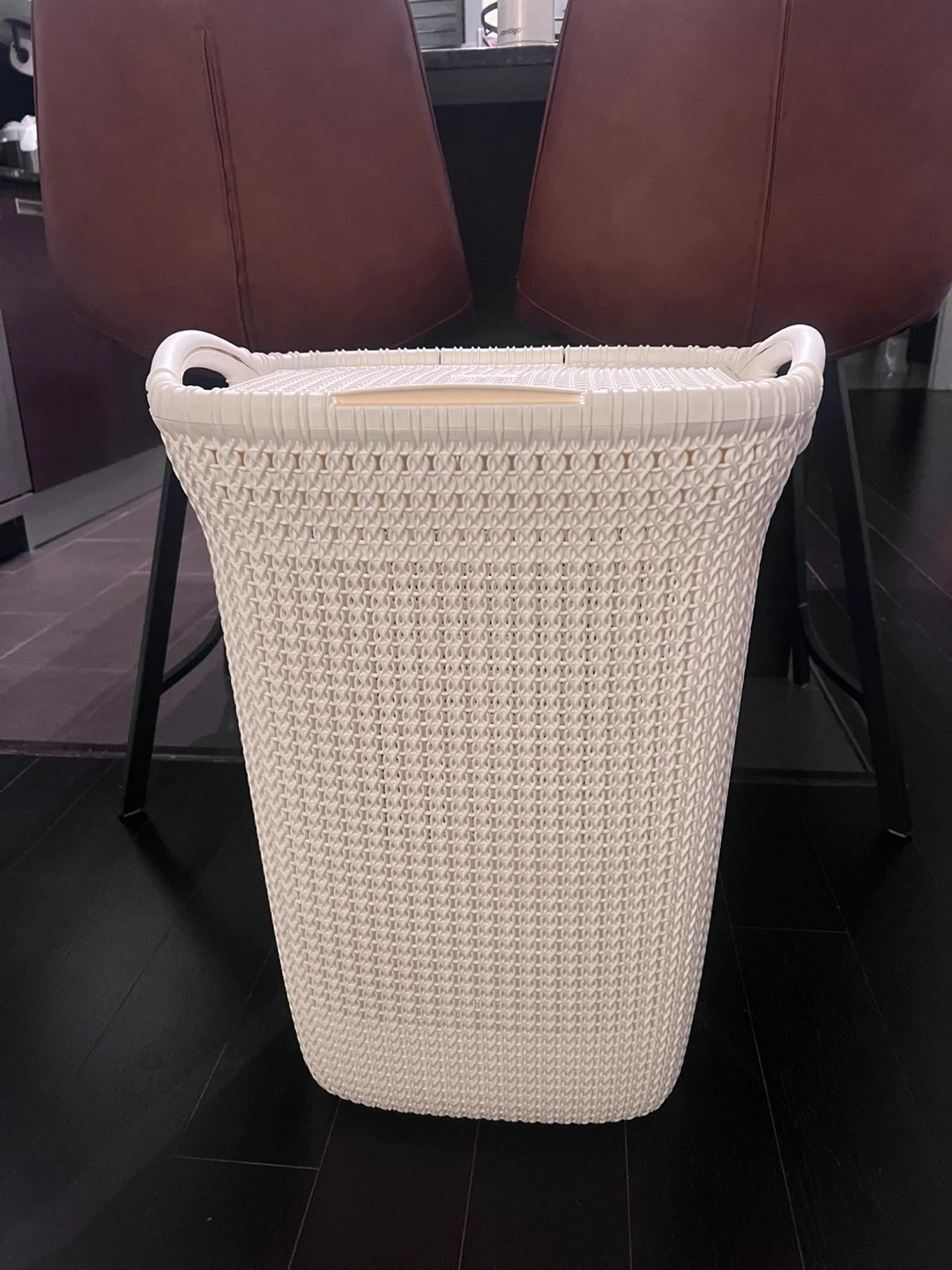 Laundry Basket with Lid - White