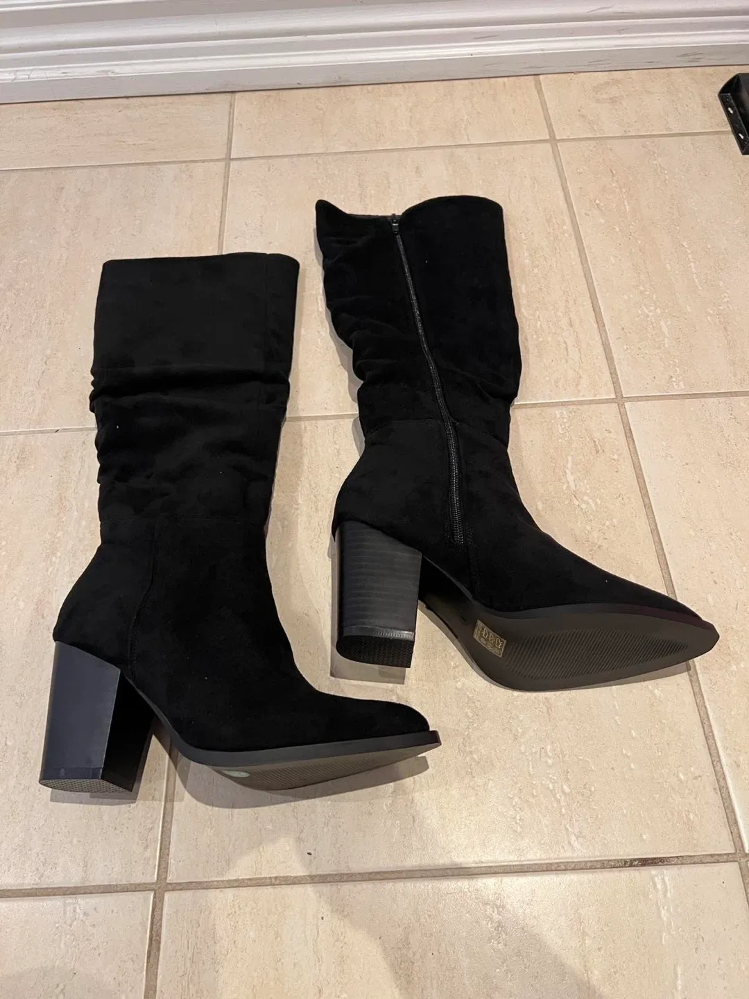 Black Over-the-Knee Heeled Boots, Size 9 image indicator(3)