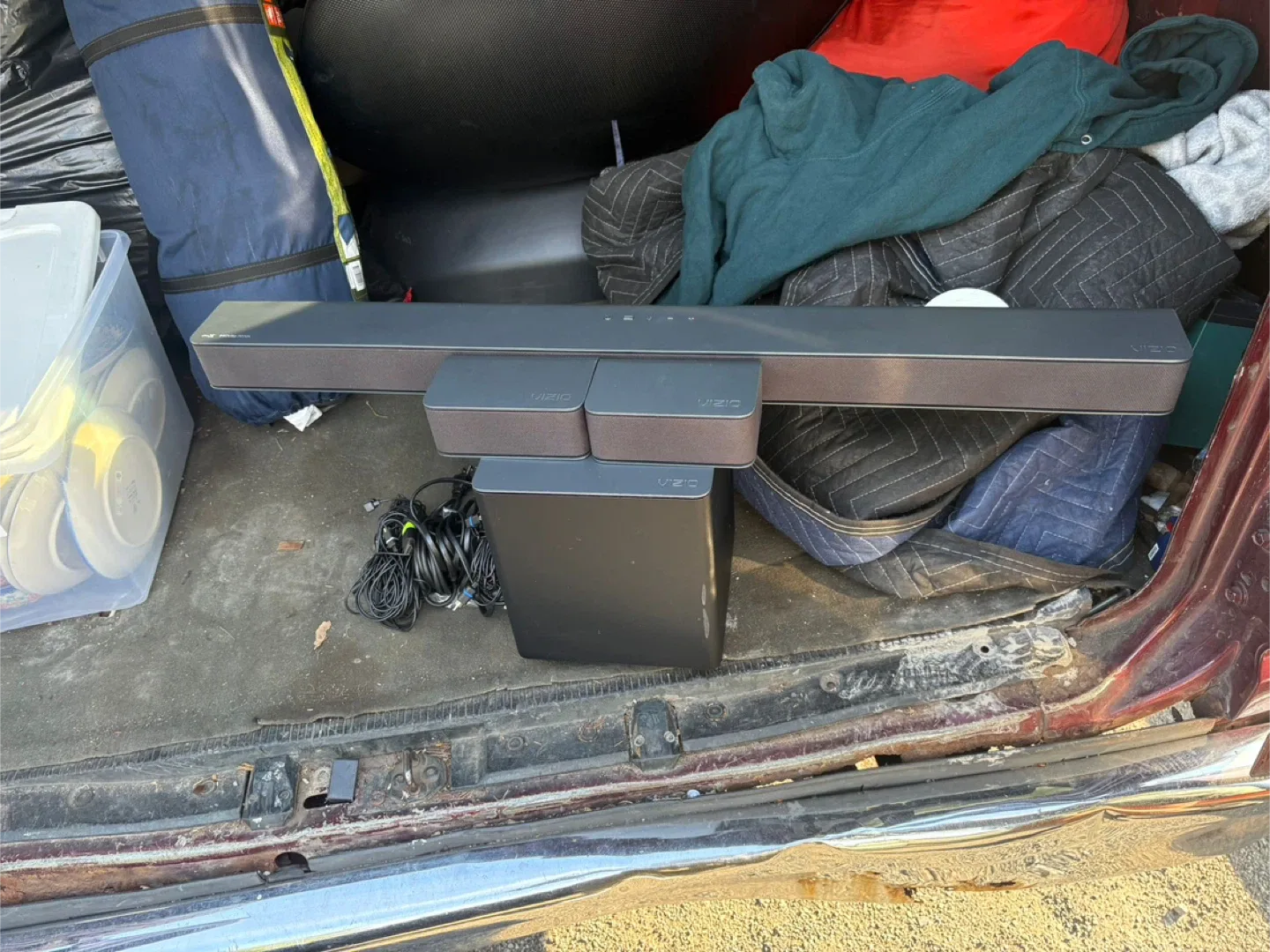 Vizio Soundbar System image indicator(2)