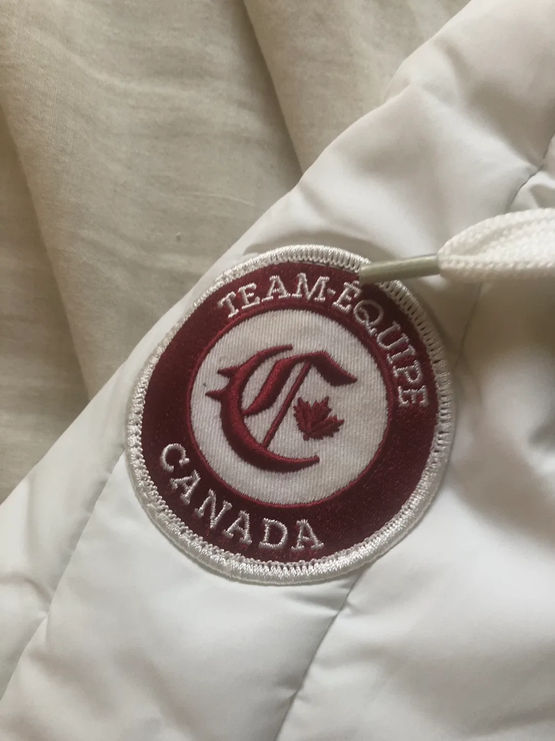 Hudson's Bay Olympic Canada Jacket - Women's S/P image indicator(4)