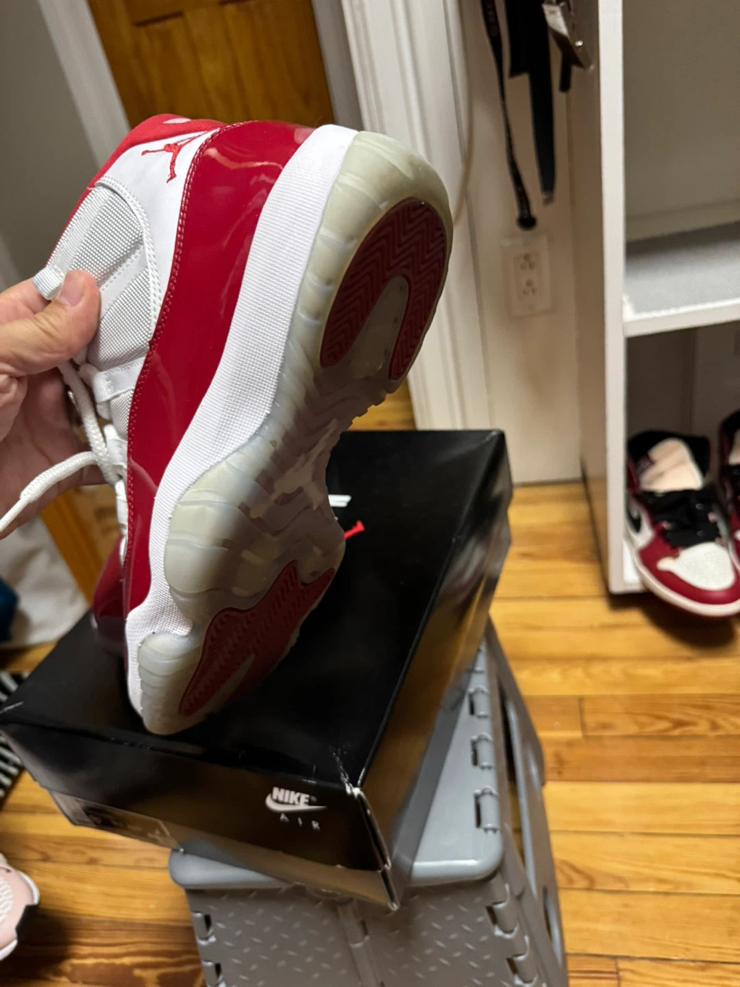 Air Jordan 11 Retro Cherry Size 8.5 - photo 4