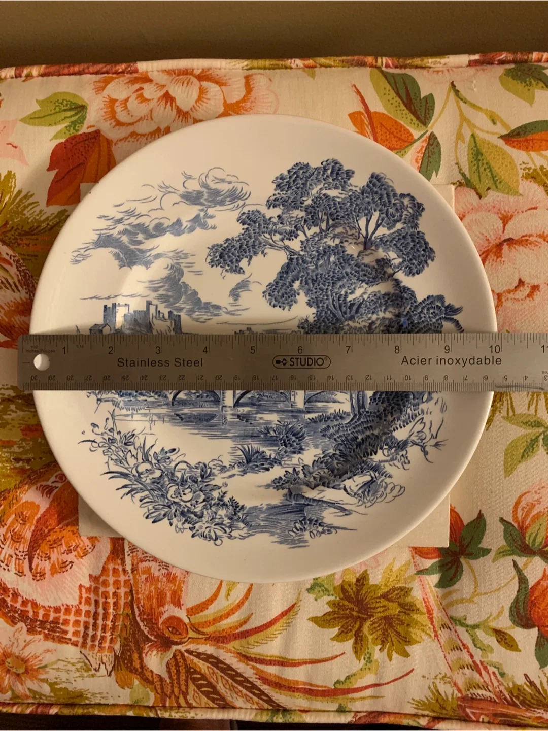 Vintage Wedgwood "Countryside" Plate image indicator(7)