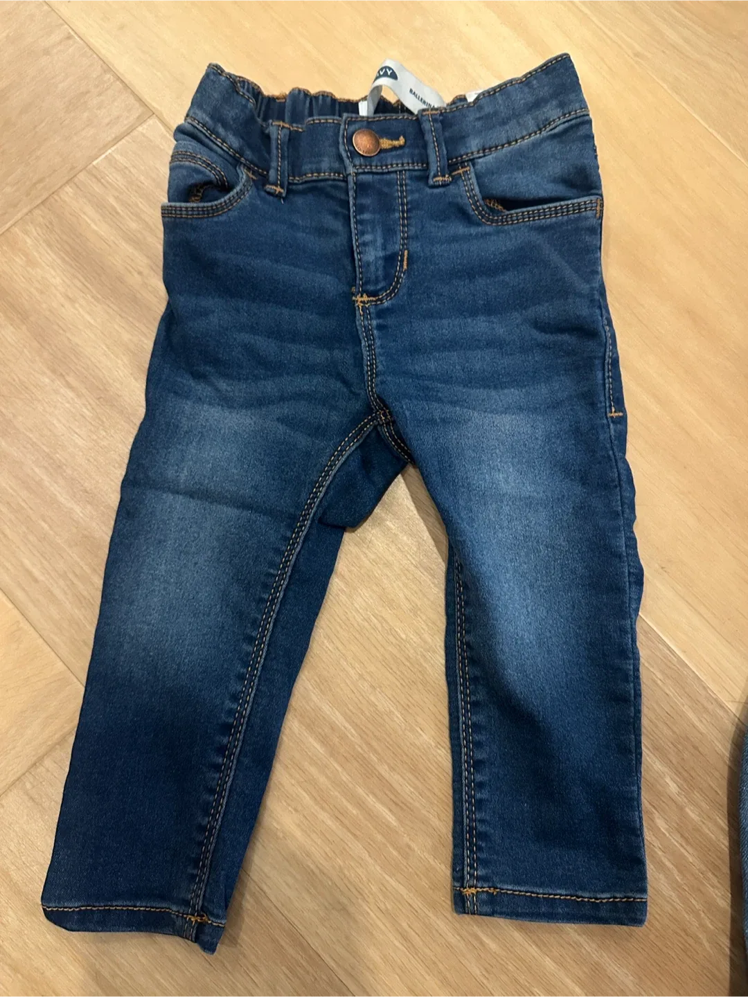 Bundle or Toddler Jeans - size 18-24 months image indicator(6)