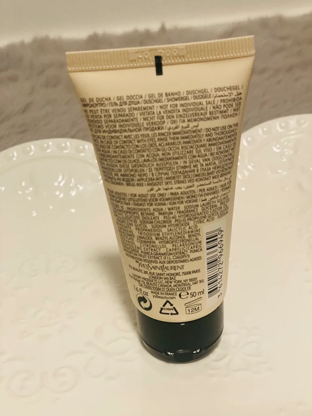 YSL Libre Gel Douche Shower Gel (50ml) & Pink Beaute Pouch image indicator(4)