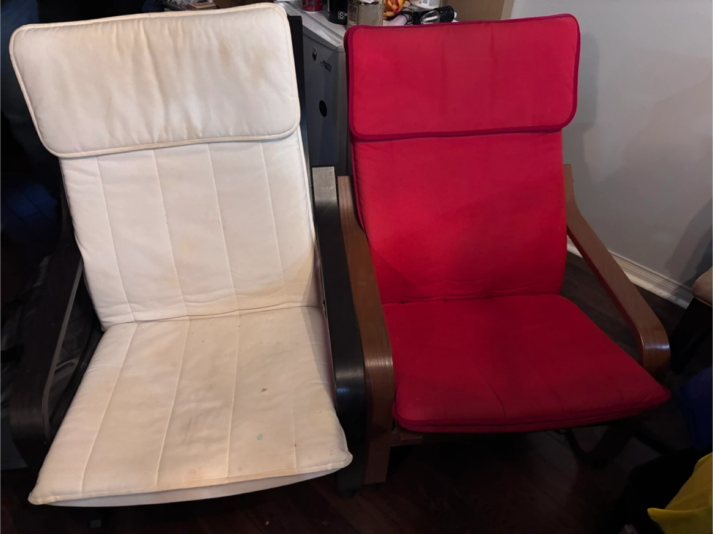 IKEA Poang Chair - Off White and red - photo 4