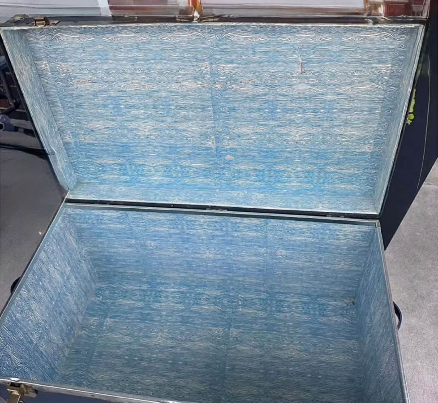 Vintage Style Storage Trunk - Pending sale image indicator(2)