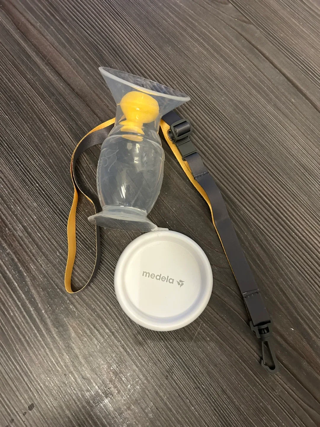Medela Silicone Breast Pump thumbnail