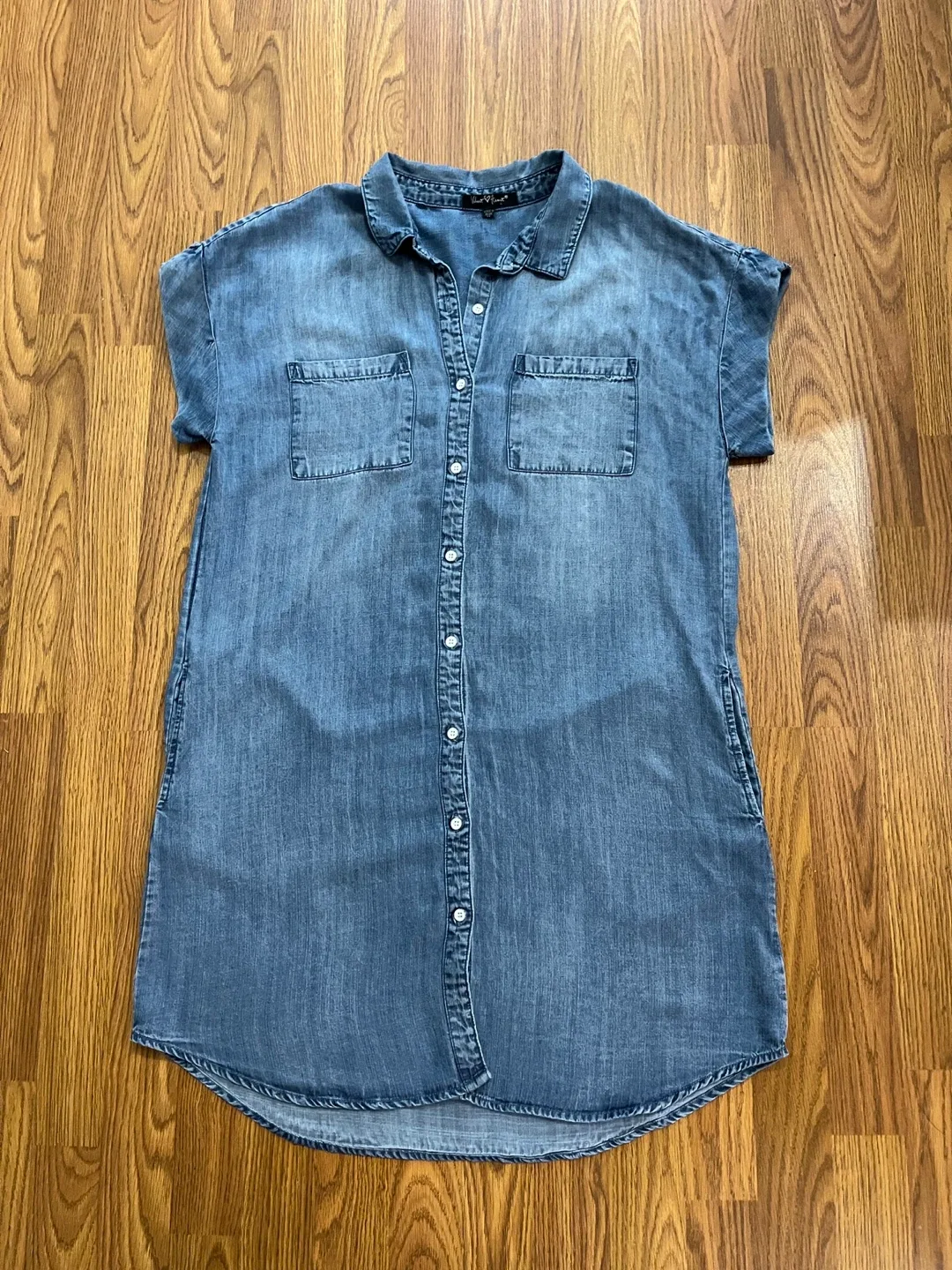 Velvet Heart women’s medium tencel chambray shirt dress, blue