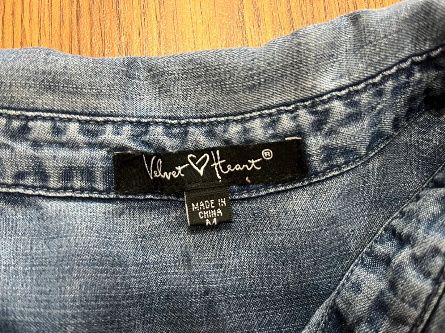 Velvet Heart women’s medium tencel chambray shirt dress, blue image indicator(2)