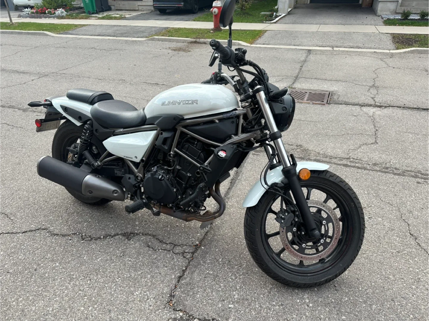 2024 Kawasaki Eliminator 500 Motorcycle w GPS - Great Condition! image indicator(8)