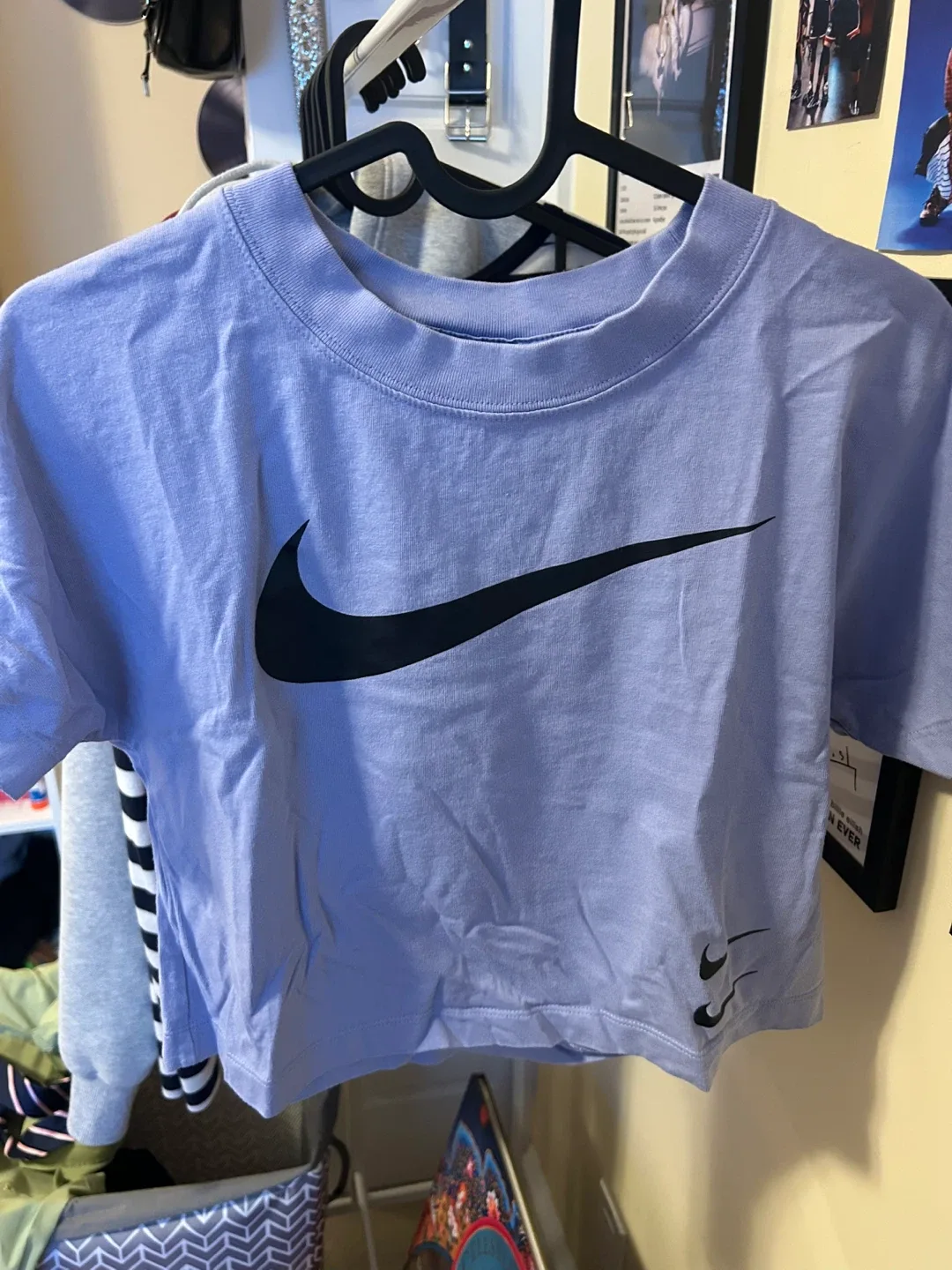 Nike cropped shirt