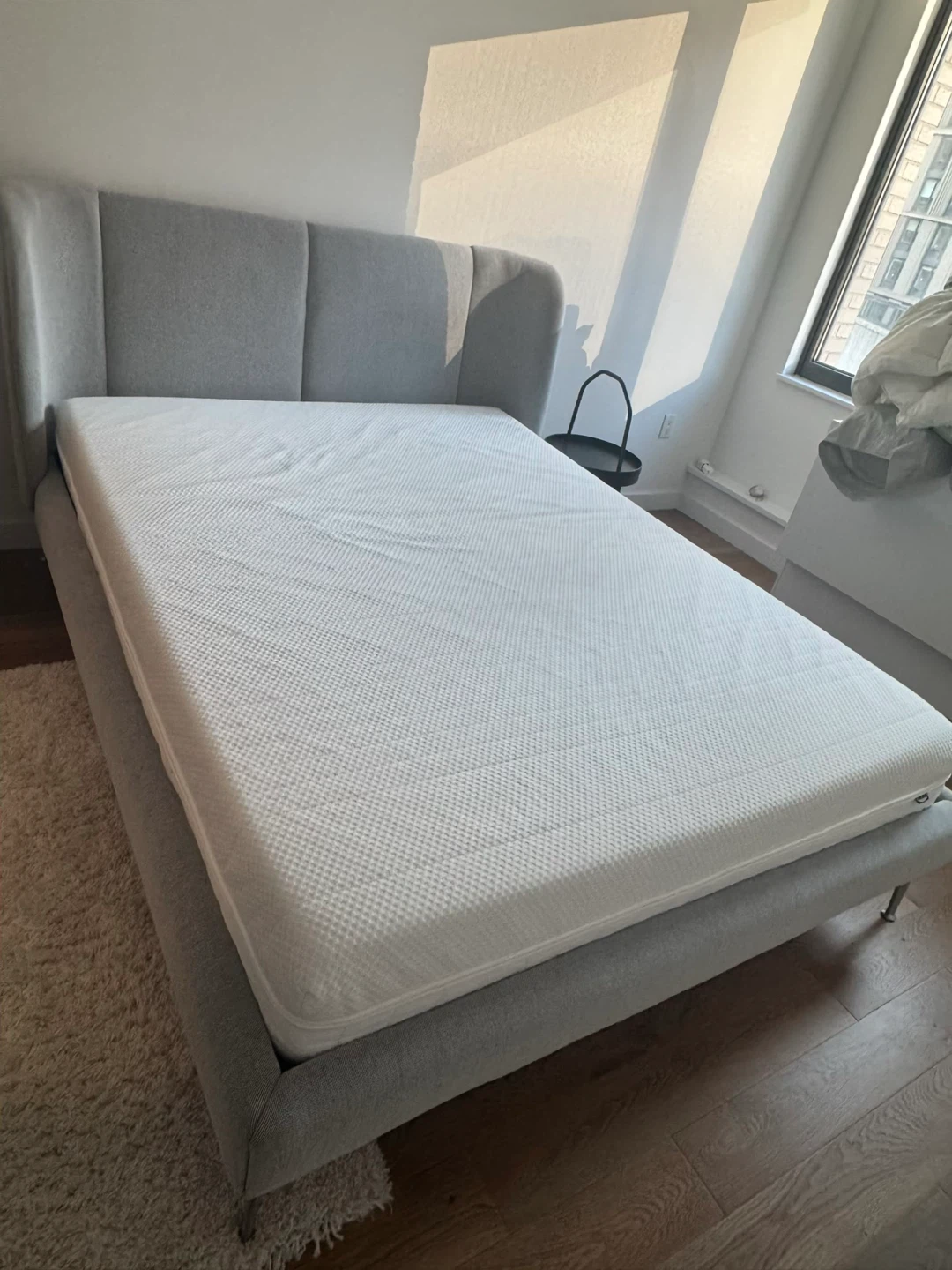 Queen Bed (Tufjord Queen Bed Frame & ÄNNELAND Queen Mattress)