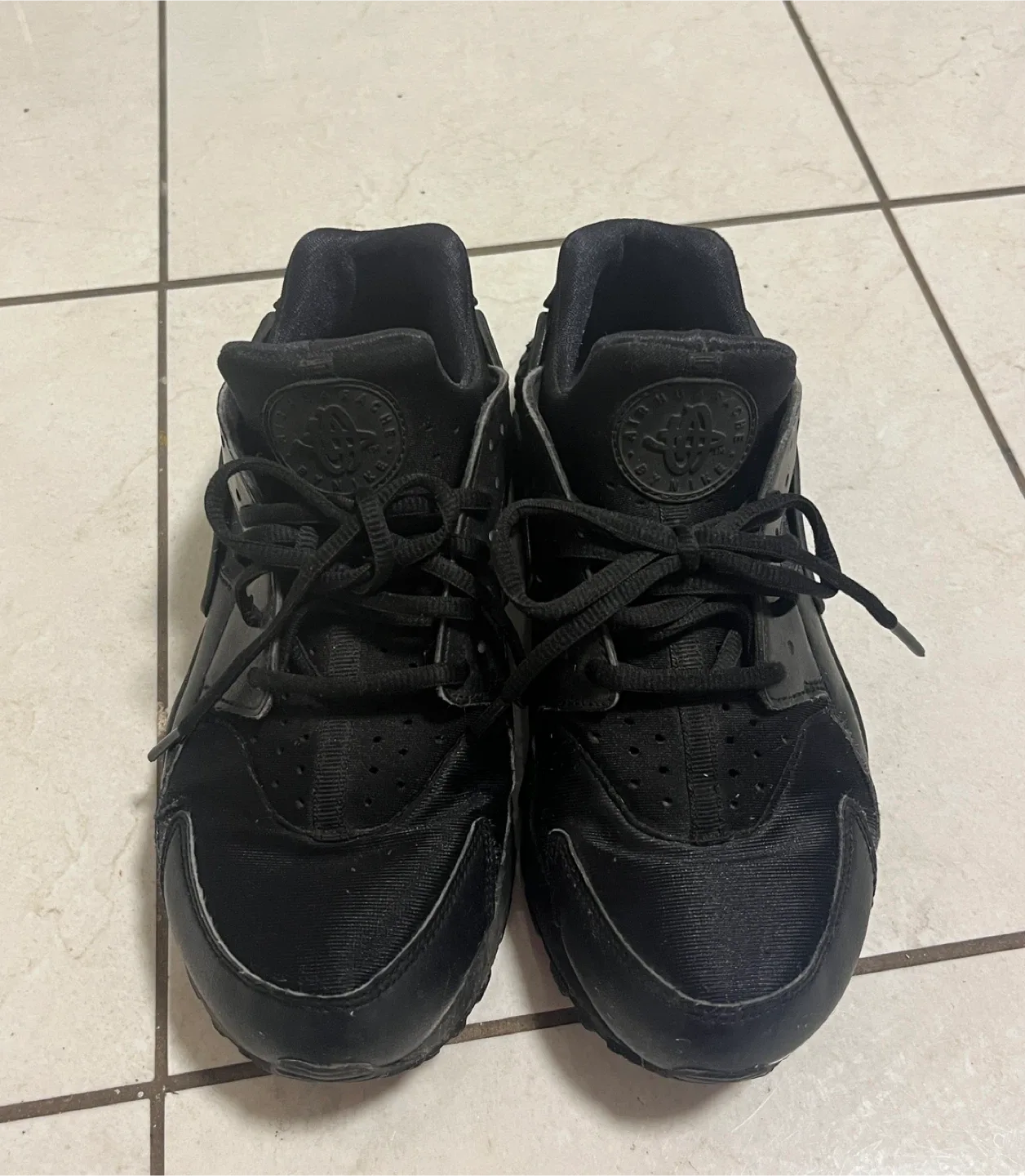 Nike Huarache Black - US size 8 thumbnail