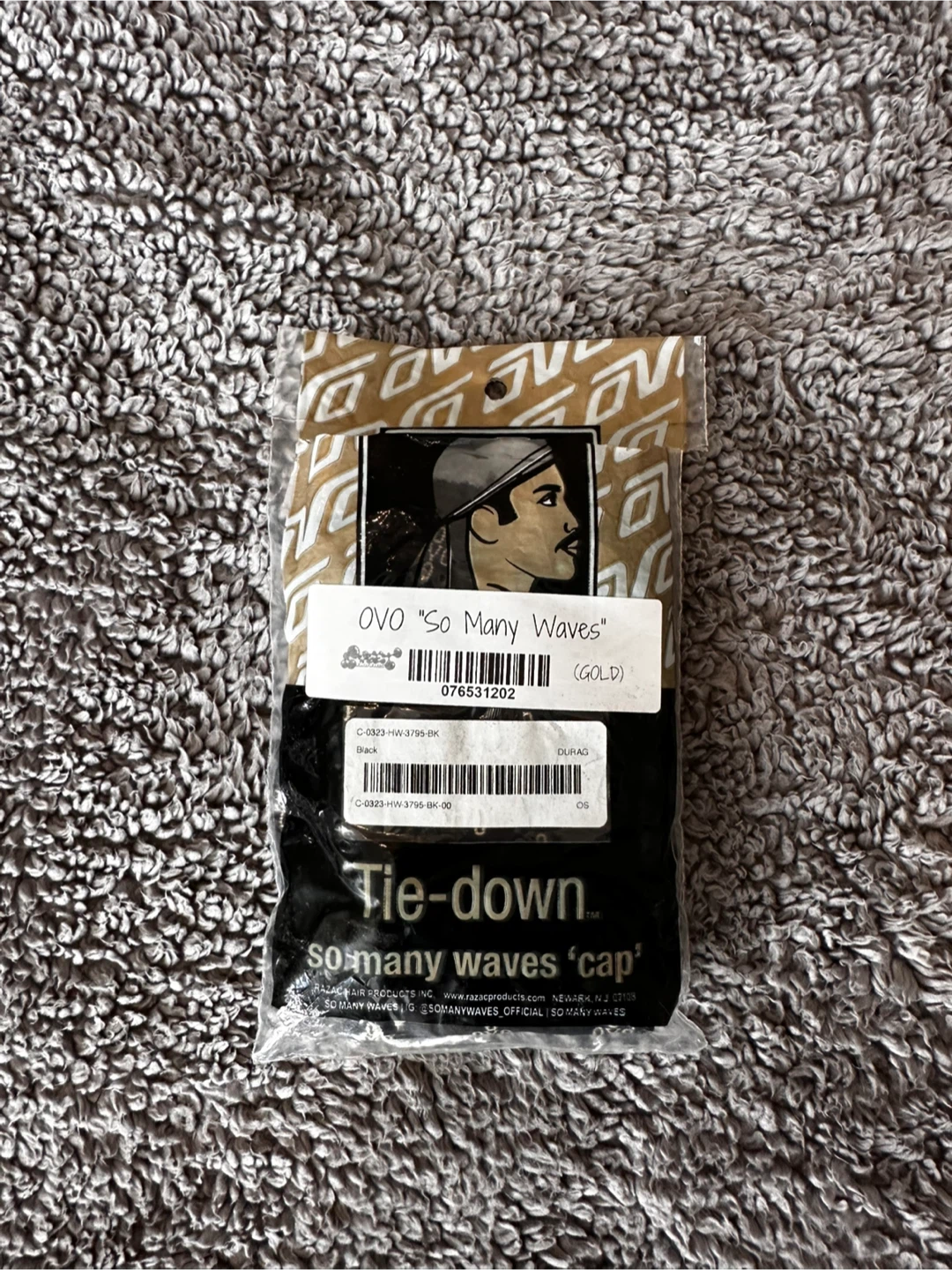 OVO x So Many Waves Durag - Black/Gold Monogram - photo 2