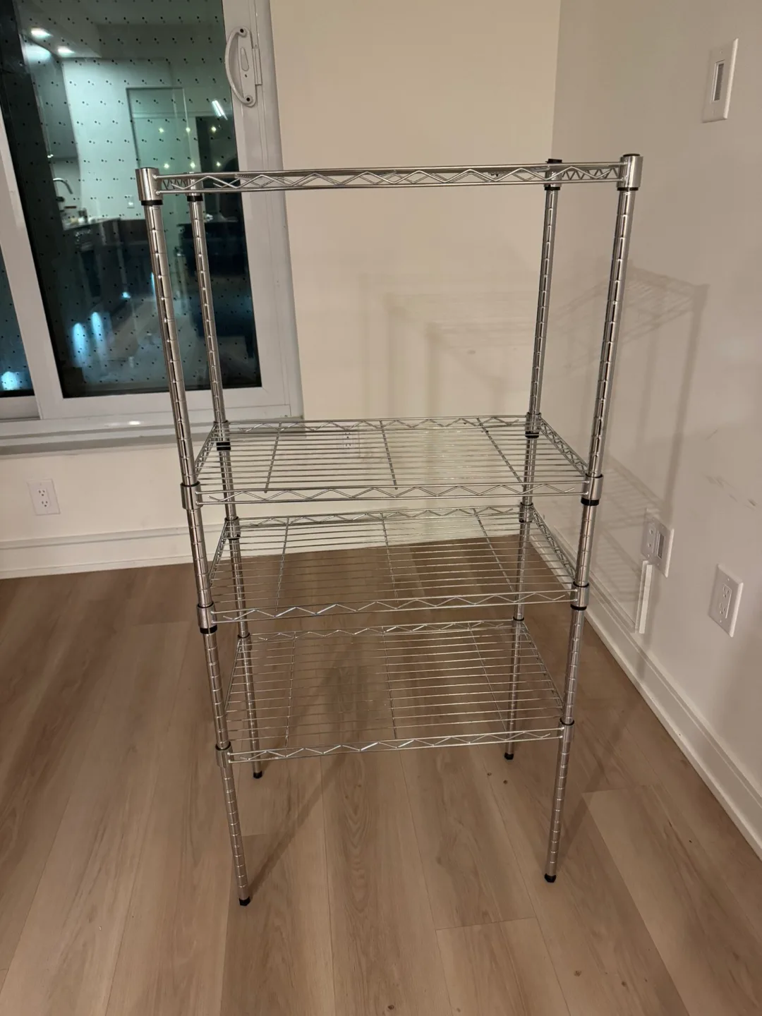 Metal Wire Shelving Unit thumbnail