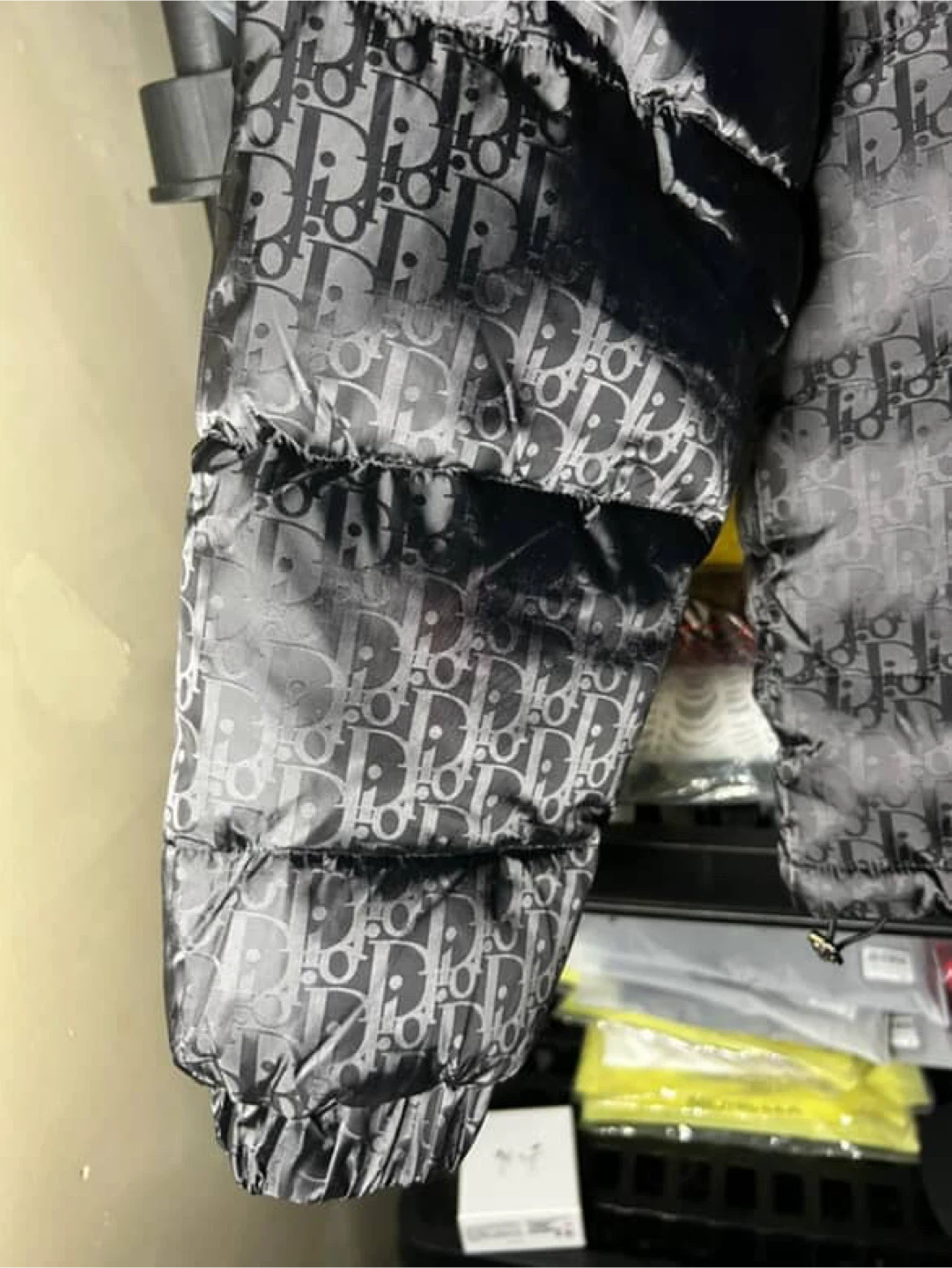 Dior Down Puffer Jacket - photo 3