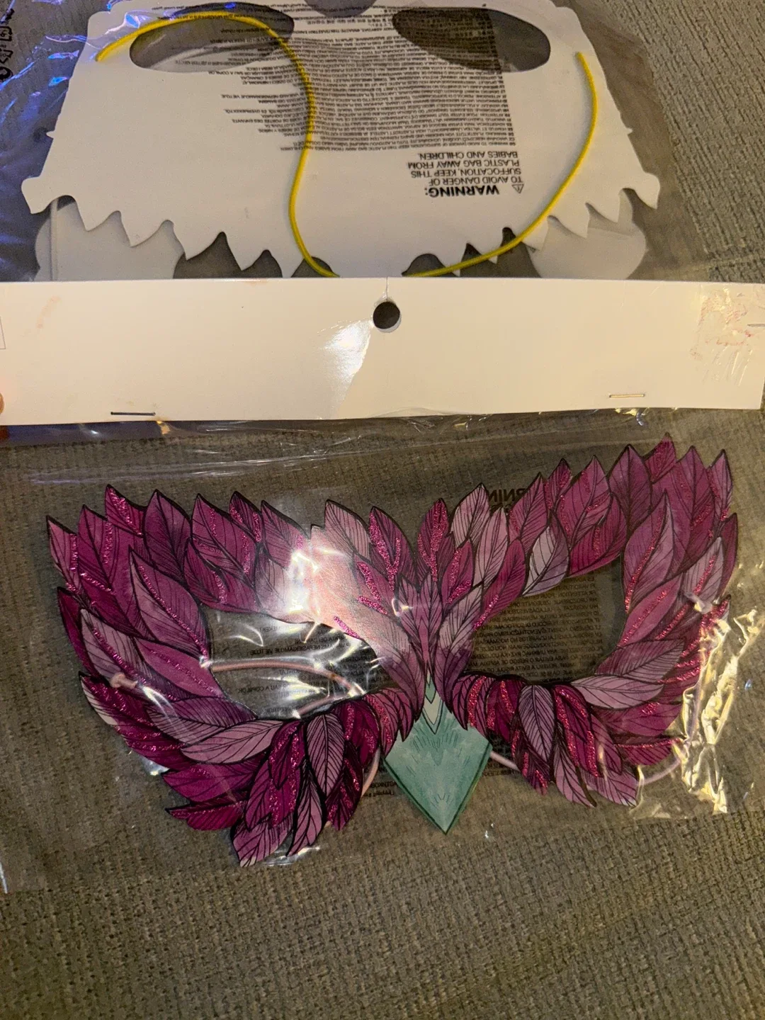 🥕Costume Masks🎃 image indicator(3)