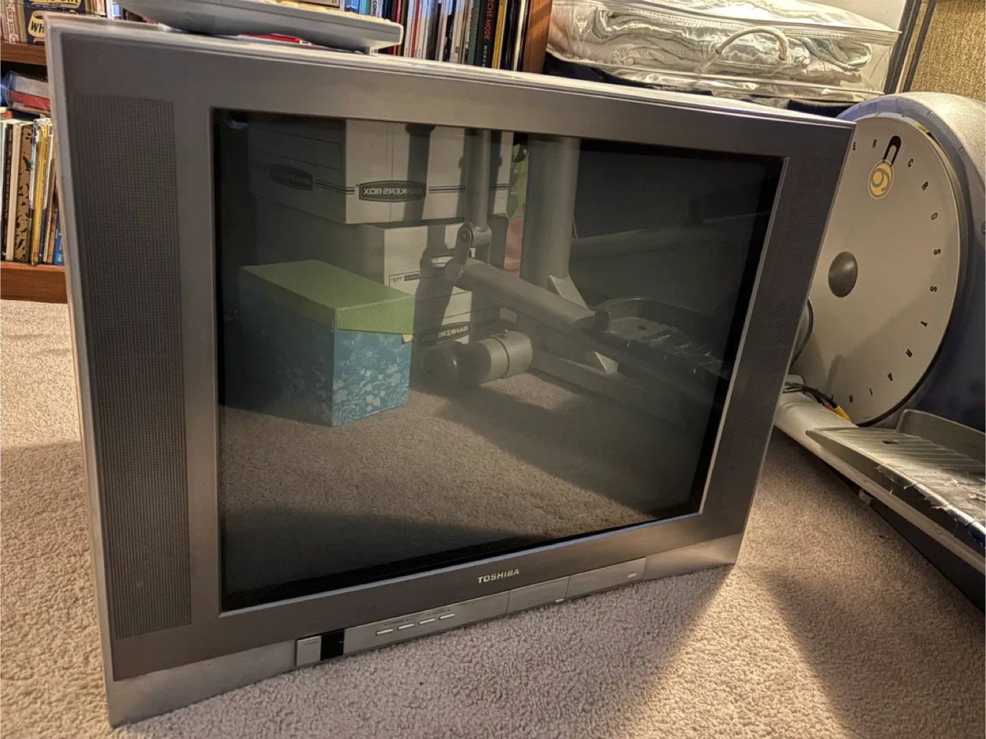 Toshiba CRT TV image indicator(2)