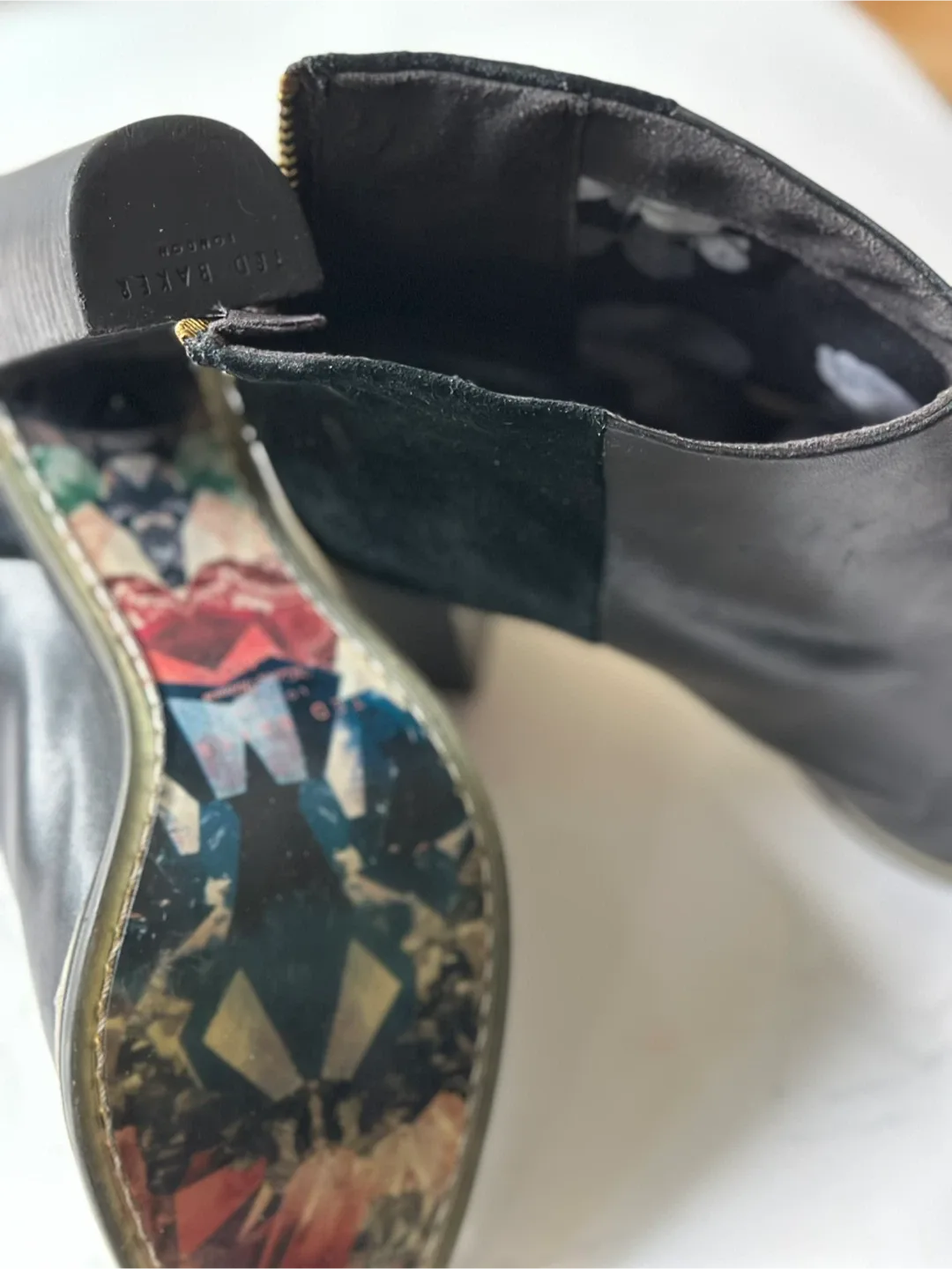 TED BAKER Black Leather Heeled Ankle Boots image indicator(8)