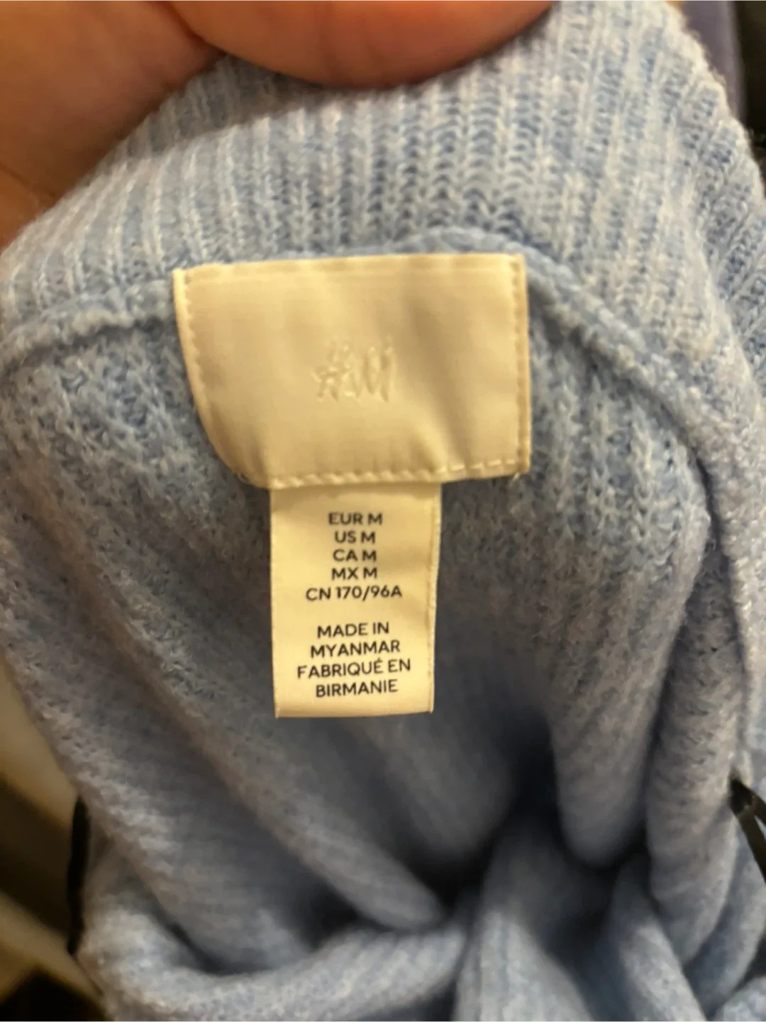 H&M Off-the-Shoulder Dress image indicator(3)