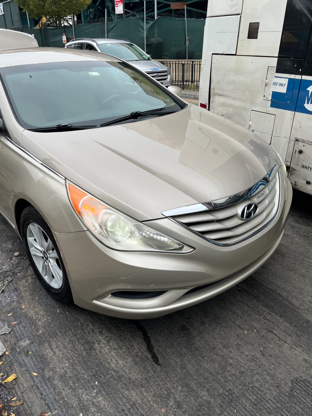 Hyundai Sonata - Sedan - photo 3