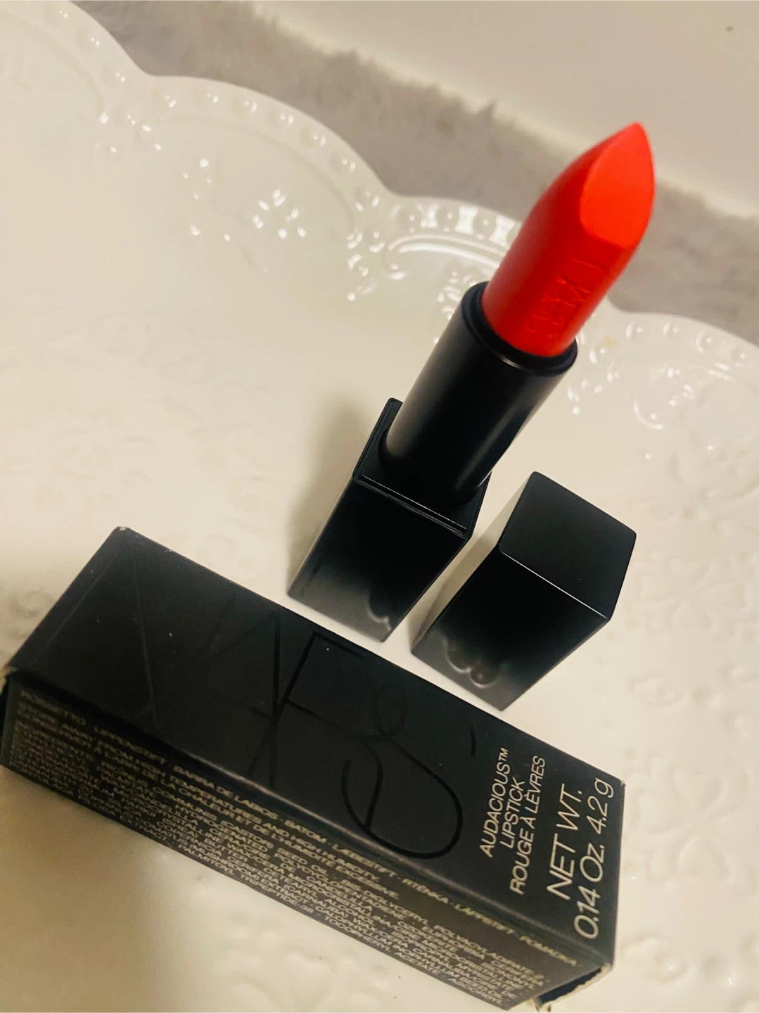 New (unused) NARS Audacious Lipstick - Nina 2855