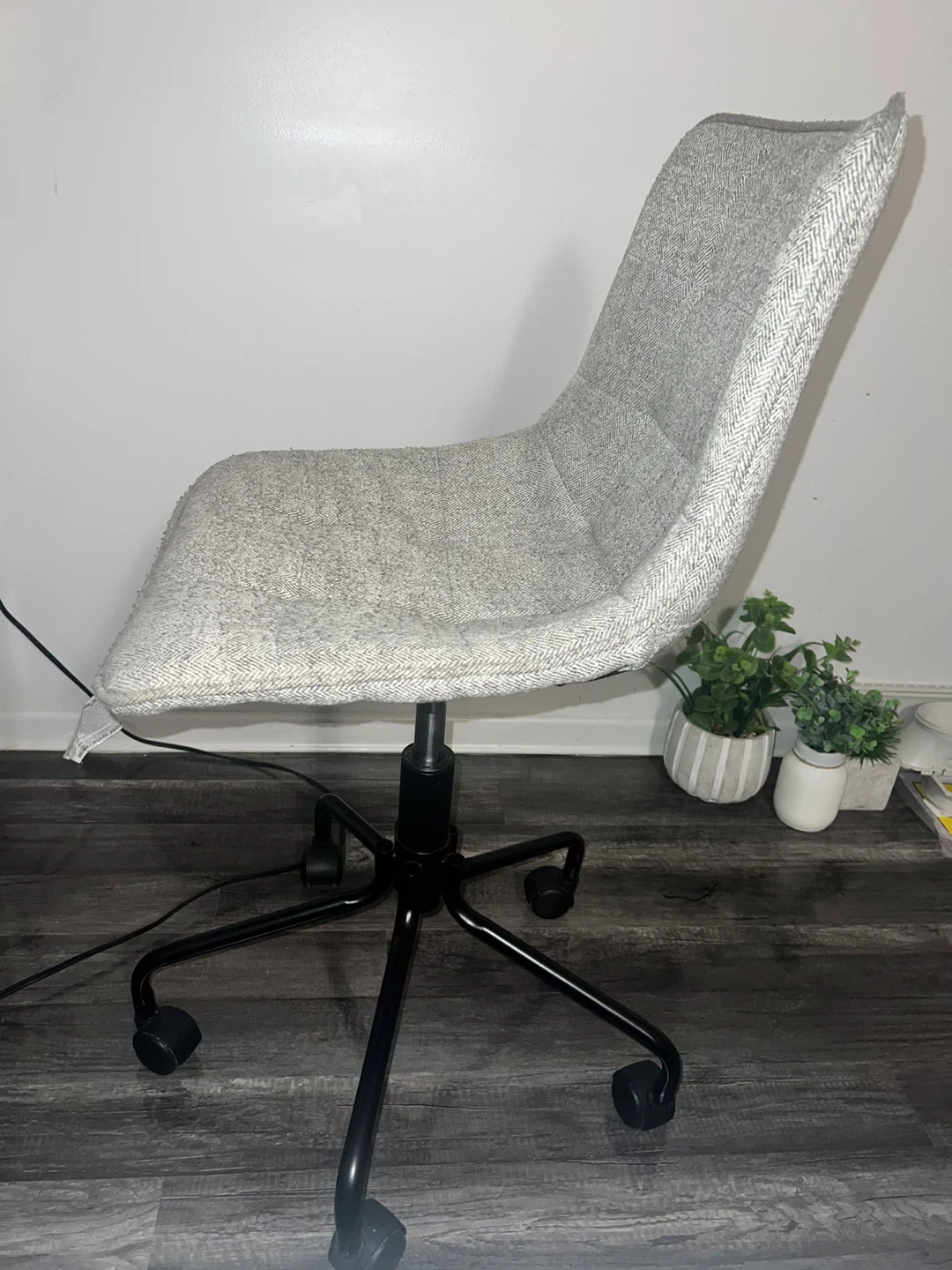 Chair - photo 2