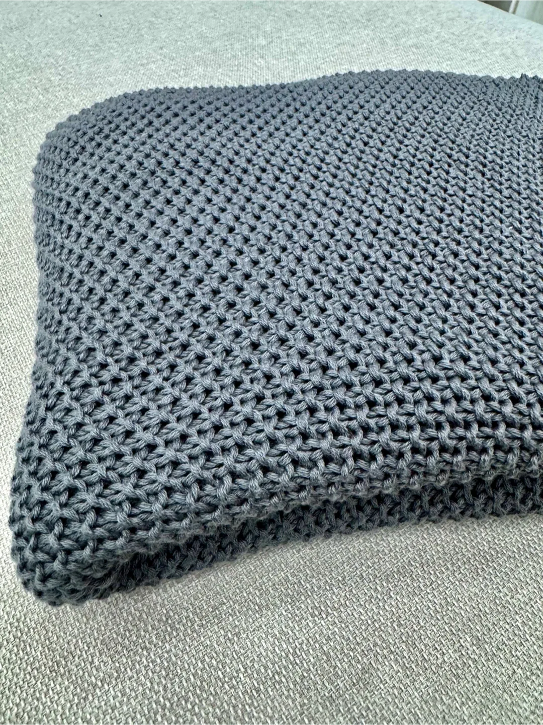 Grey Knit Throw Blanket image indicator(2)
