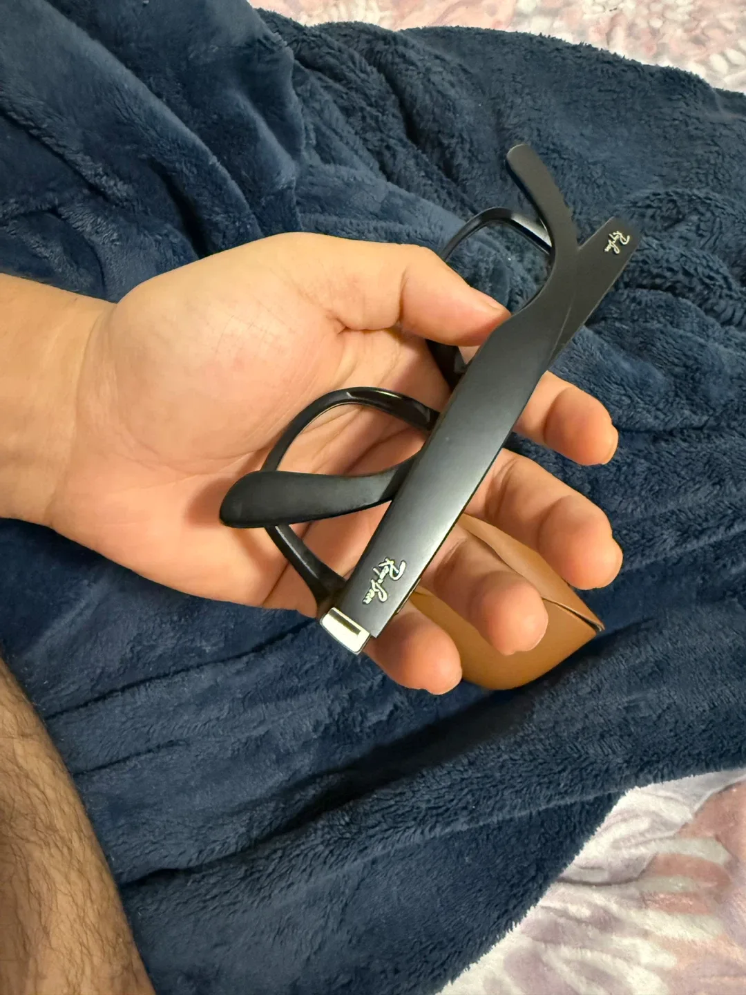 Ray-Ban Meta Smart Glasses Black image indicator(3)