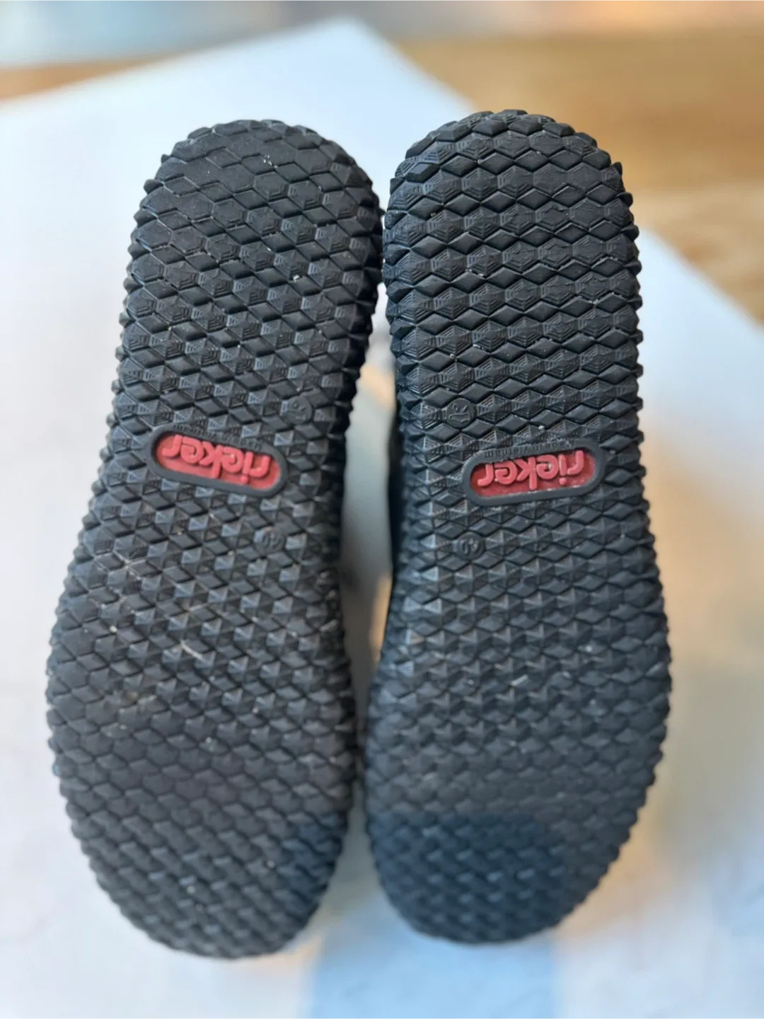 Rieker Black & Red leather Ankle Boots - Size EUR 40/ US 9-9.5 image indicator(5)