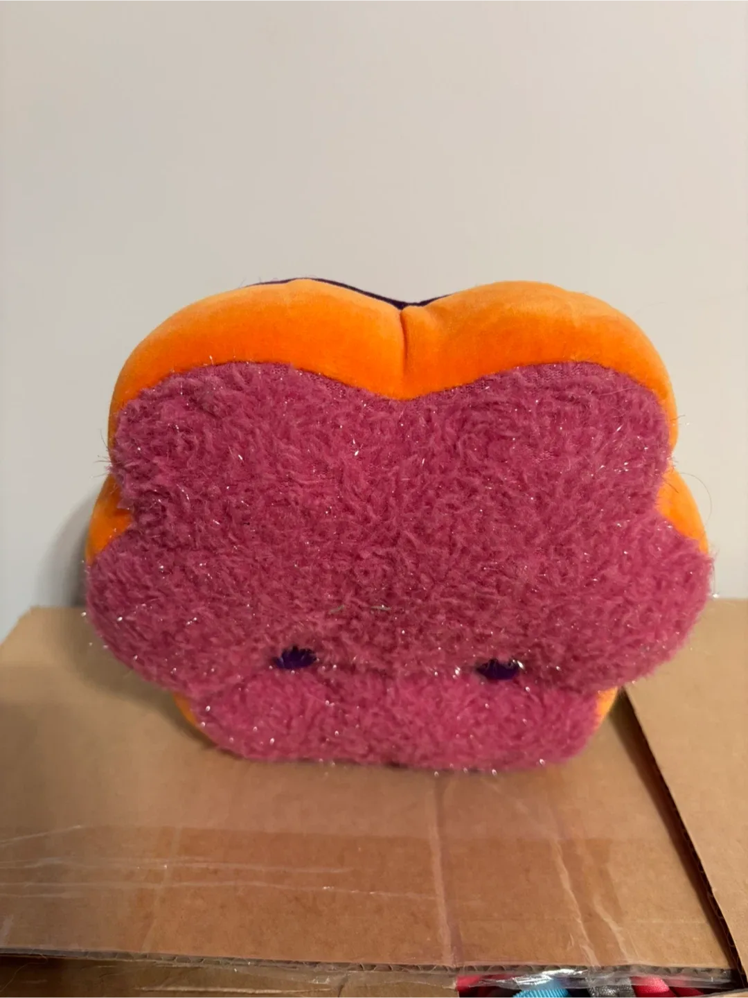 Groovy Girls Plush Flower Chair image indicator(2)