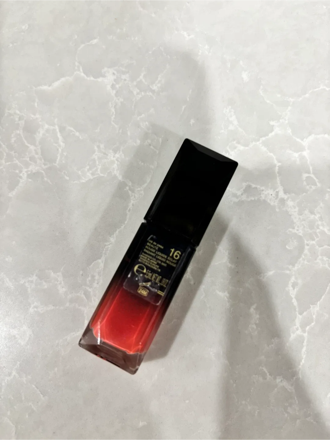 Clé de Peau Beauté Lipstick 16 image indicator(2)