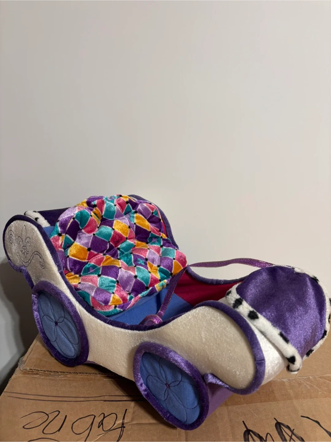 Groovy Girls Plush Carriage - Purple & White