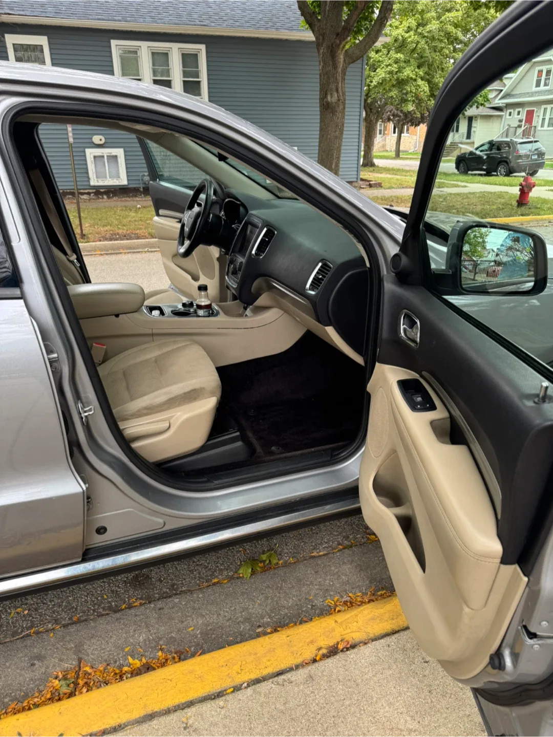 2016 Dodge Durango · SXT Sport Utility 4D image indicator(8)