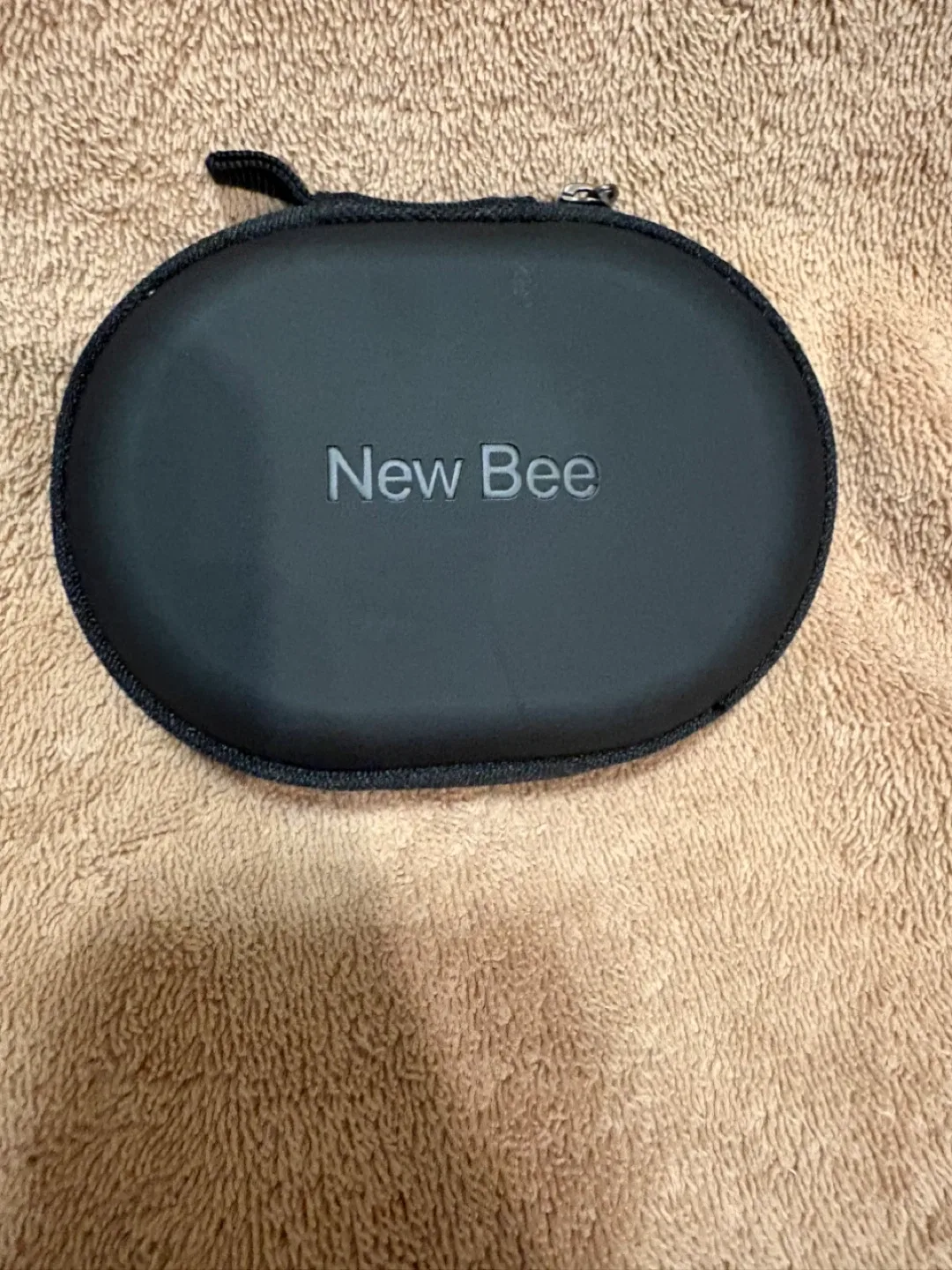 New Bee Bluetooth Headset with Case image indicator(3)