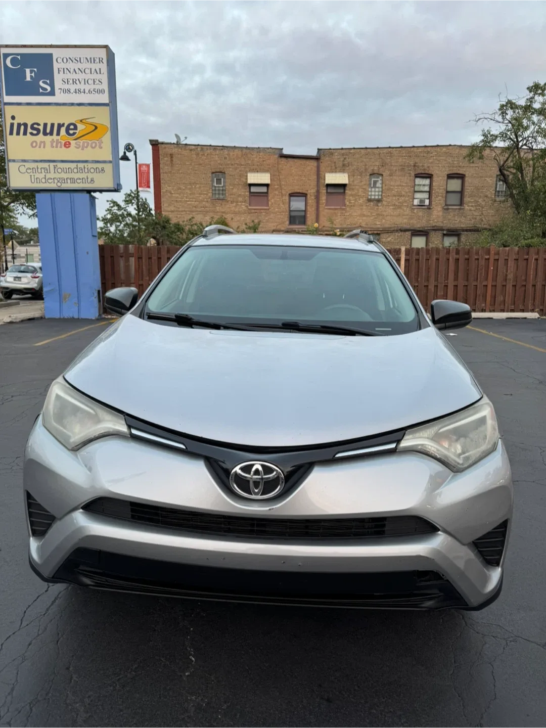 2016 Toyota RAV4 · LE Sport Utility 4D thumbnail
