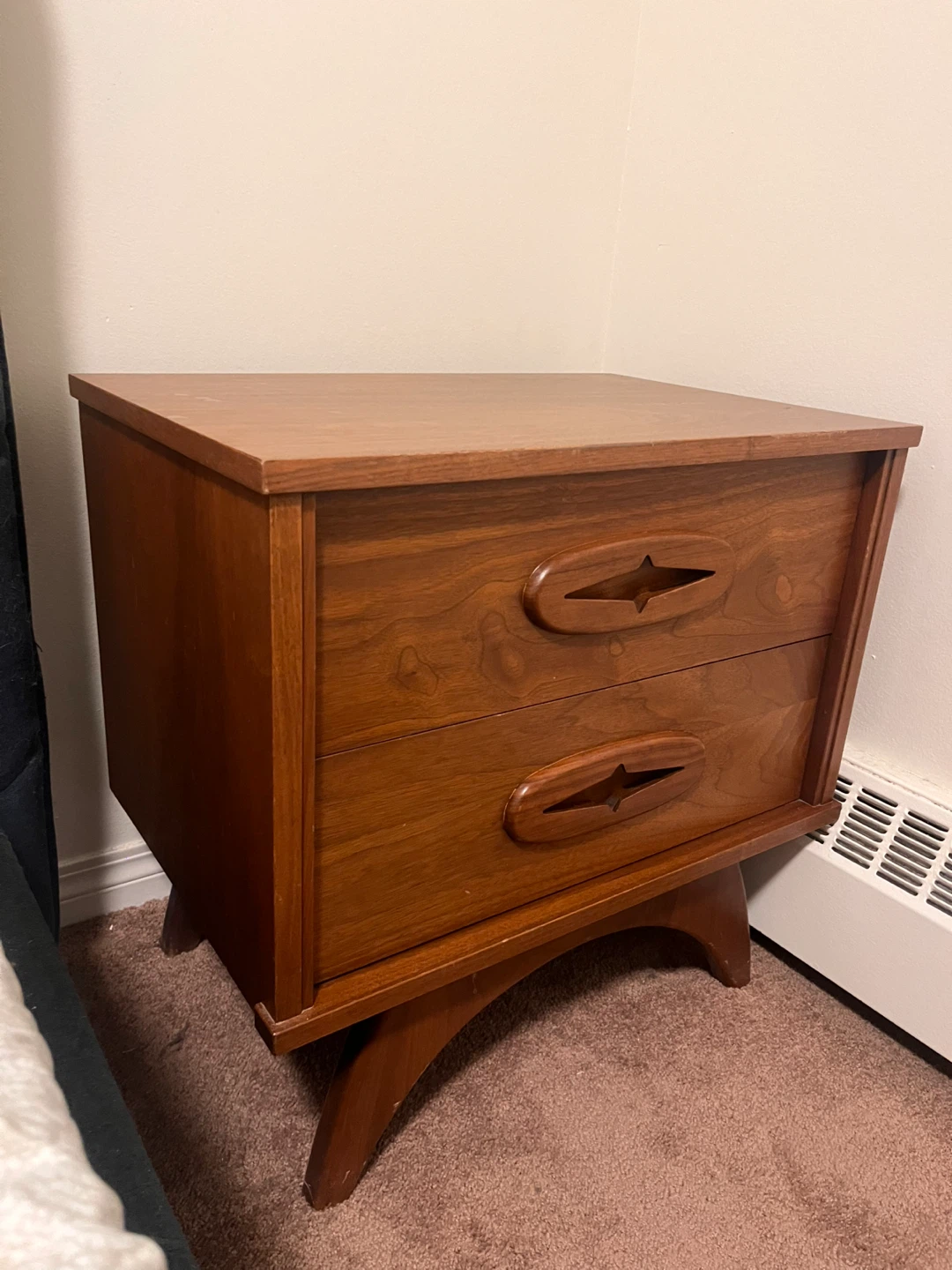 Vintage Mid-Century Modern Nightstand - photo 4