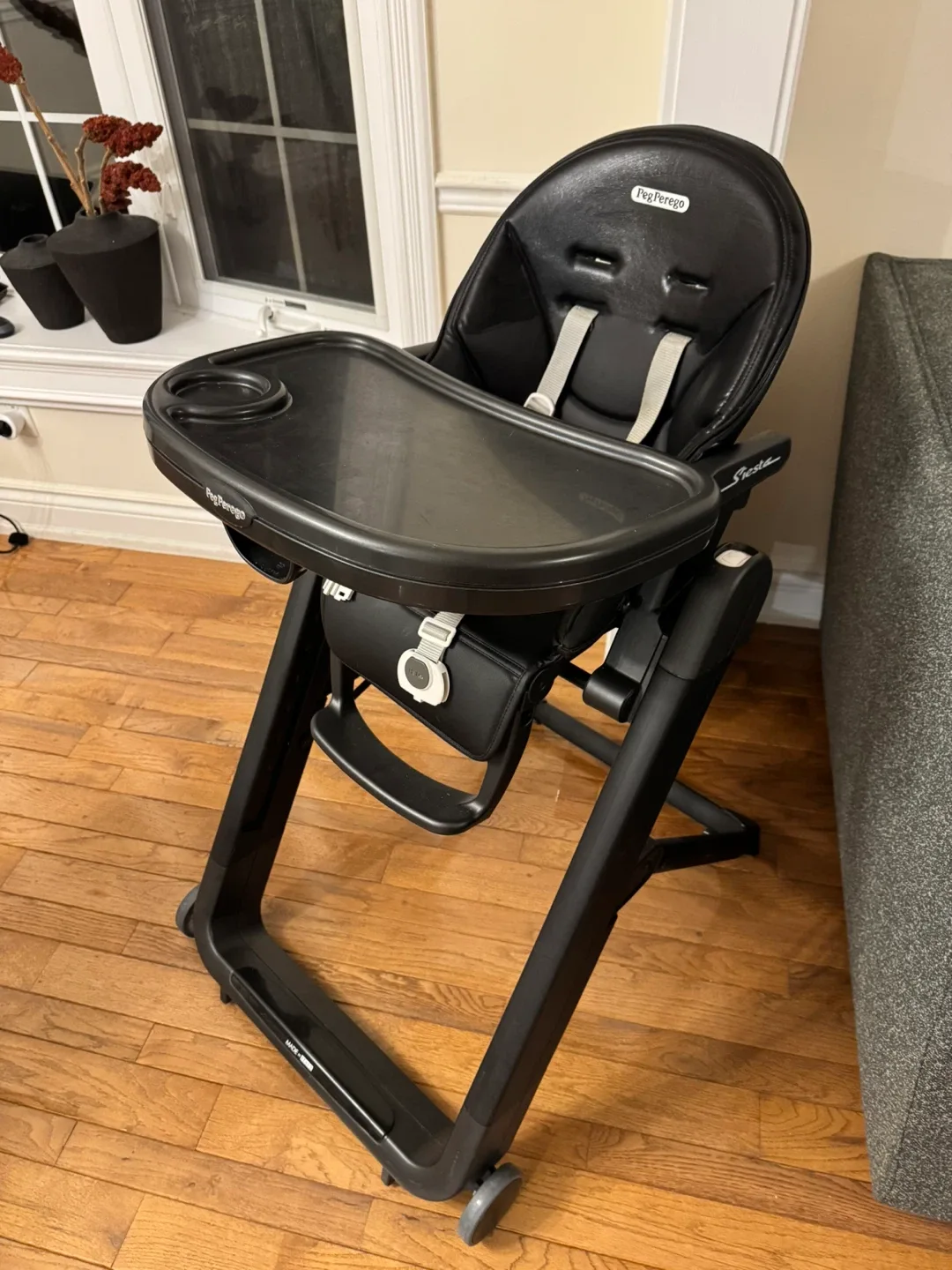 Peg Perego Siesta High Chair - Black image indicator(2)