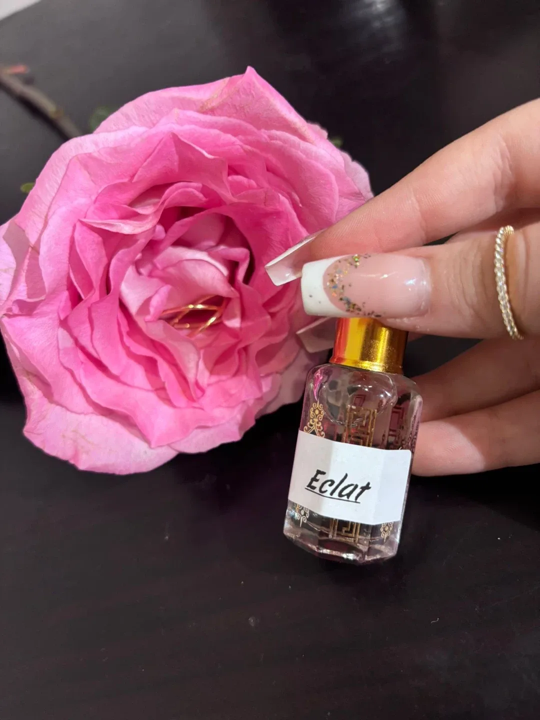 Variety of Perfume and cologne aroma oils image indicator(4)