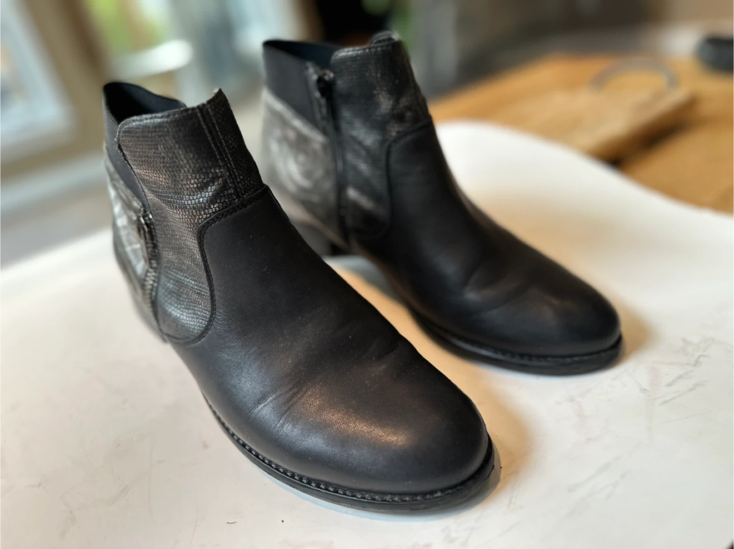REMONTE Leather Ankle Boots - Size EUR 40/ US 9-9.5 - photo 2