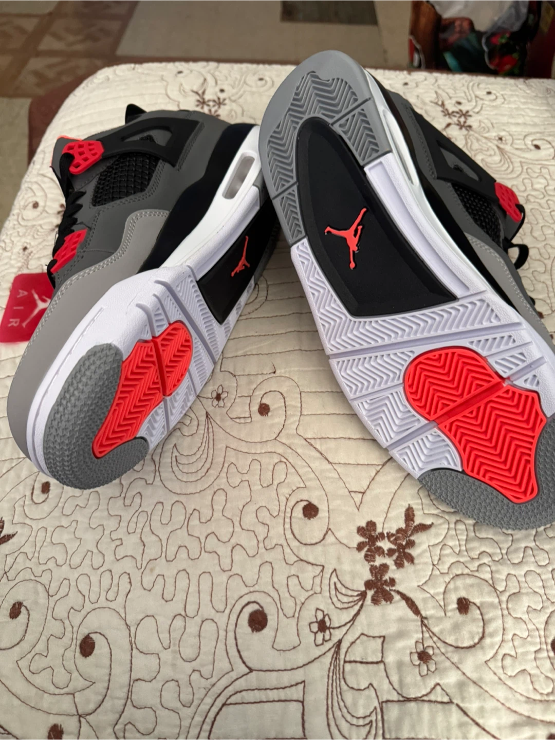 New Air Jordan 4 Retro Stealth, Size US 10 - photo 3