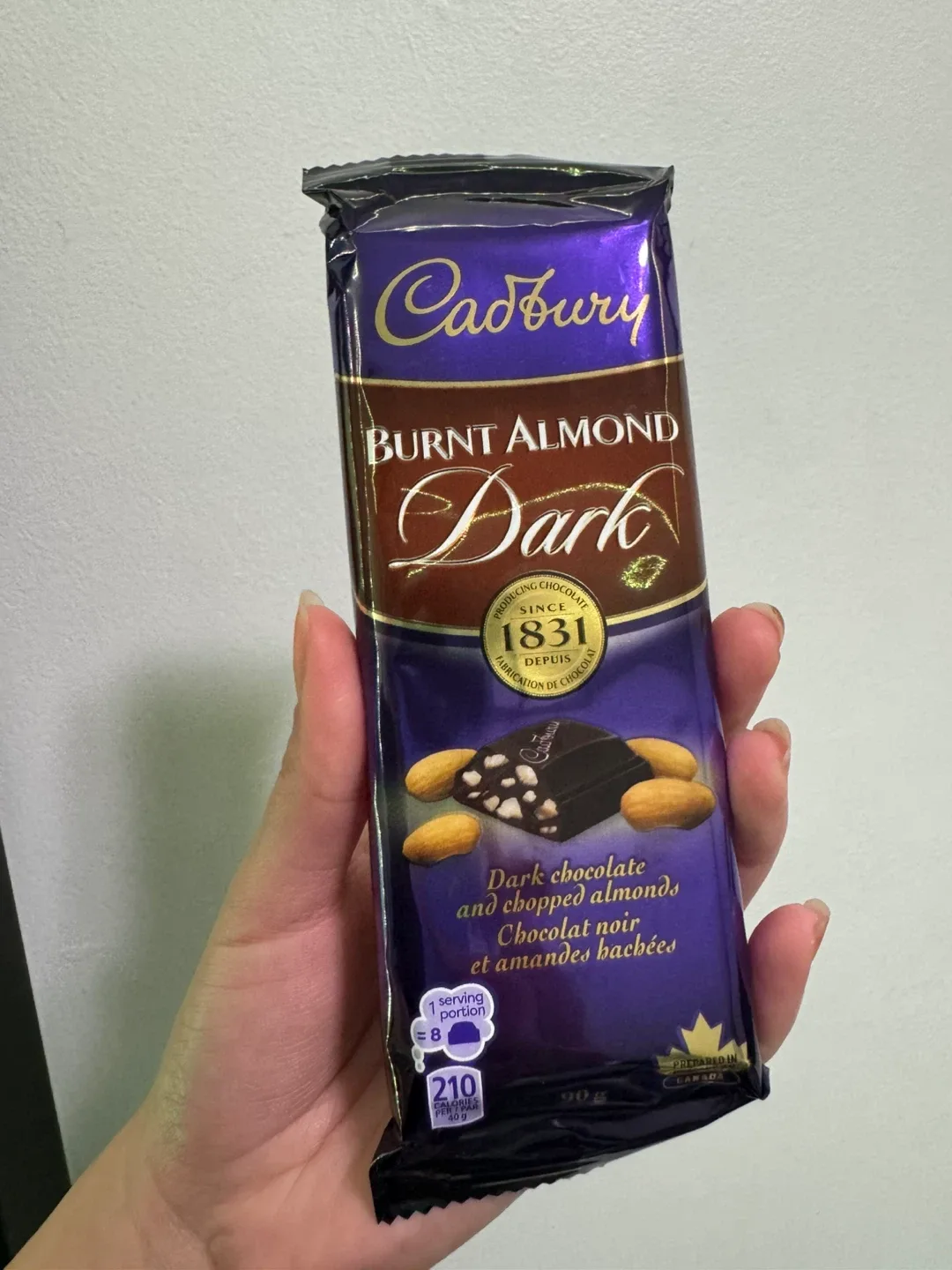 Clothing bundle + FREE Chocolate Bar image indicator(5)